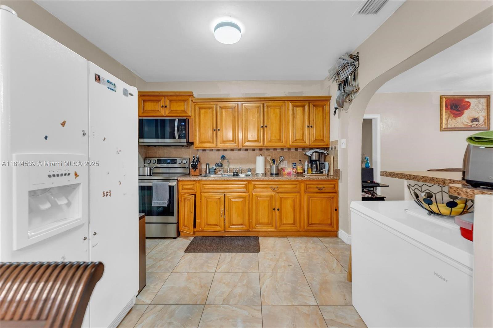 643 NE 130th St, North Miami, Florida image 9