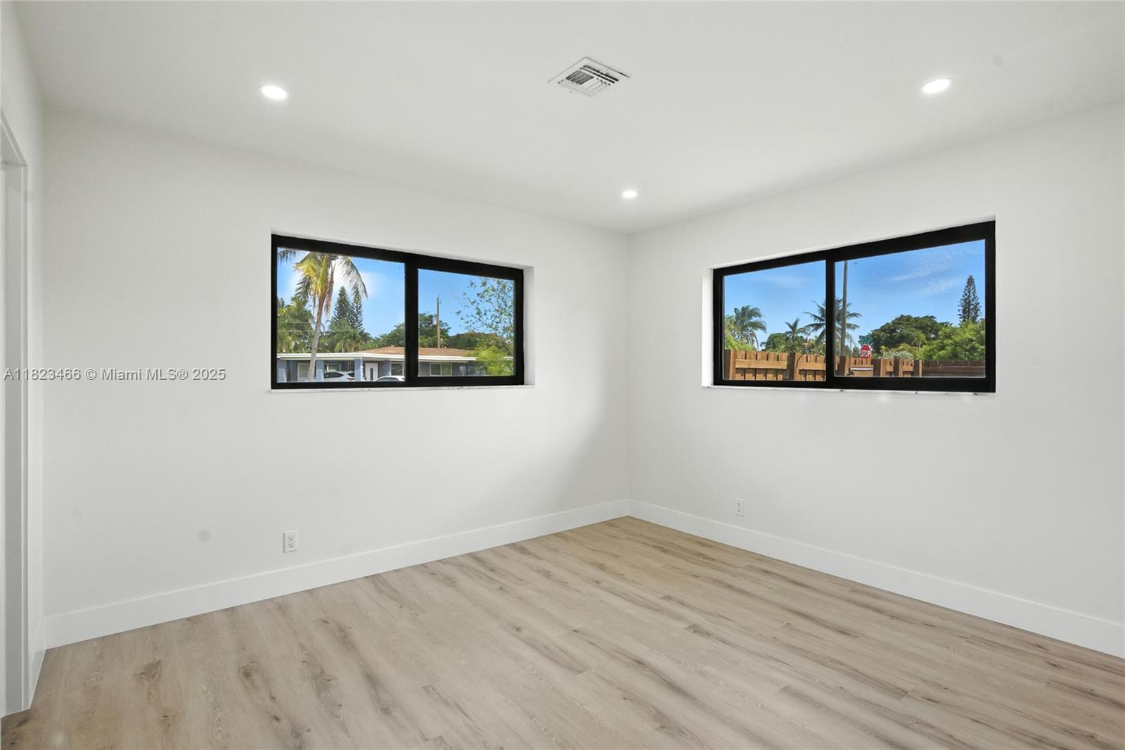 1157 SW 4th Ave, Pompano Beach, Florida image 12