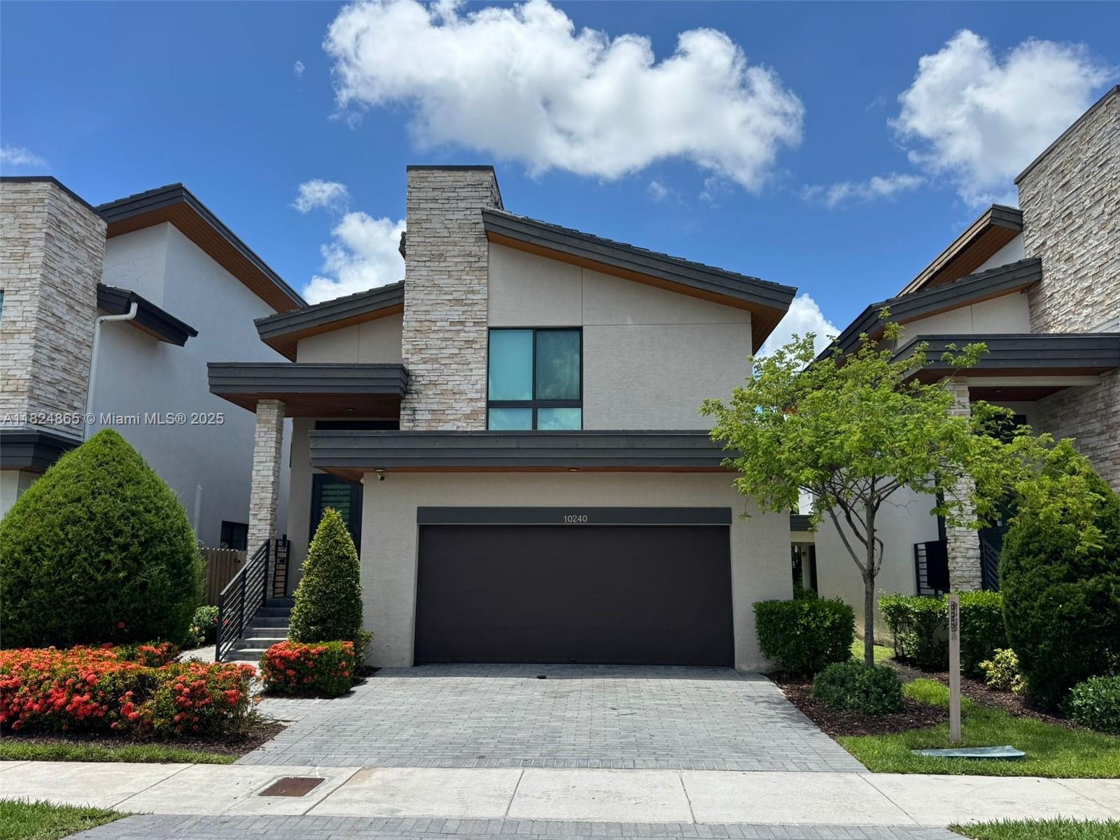 10240 76th Ter, Doral, Florida 33178