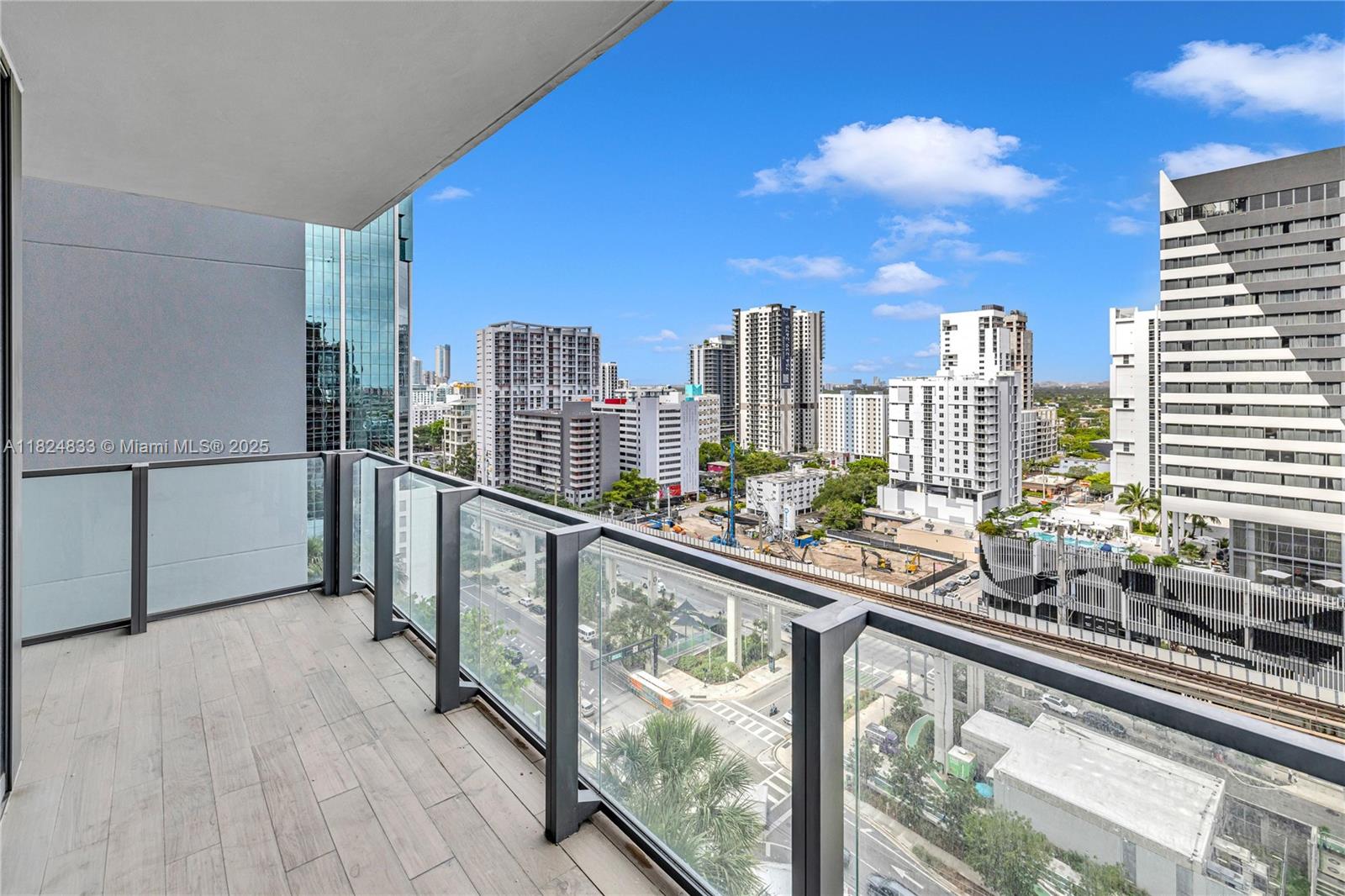 88 SW 7th St #1006, Miami, Florida image 12