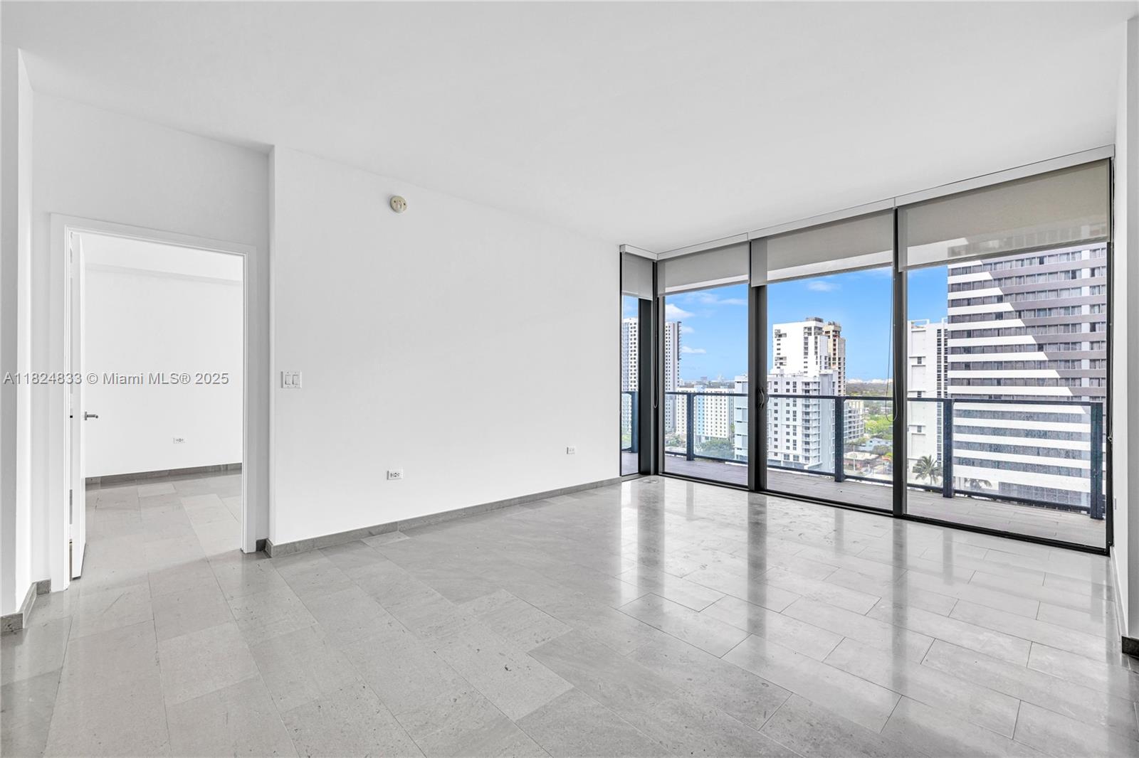 88 SW 7th St #1006, Miami, Florida image 6