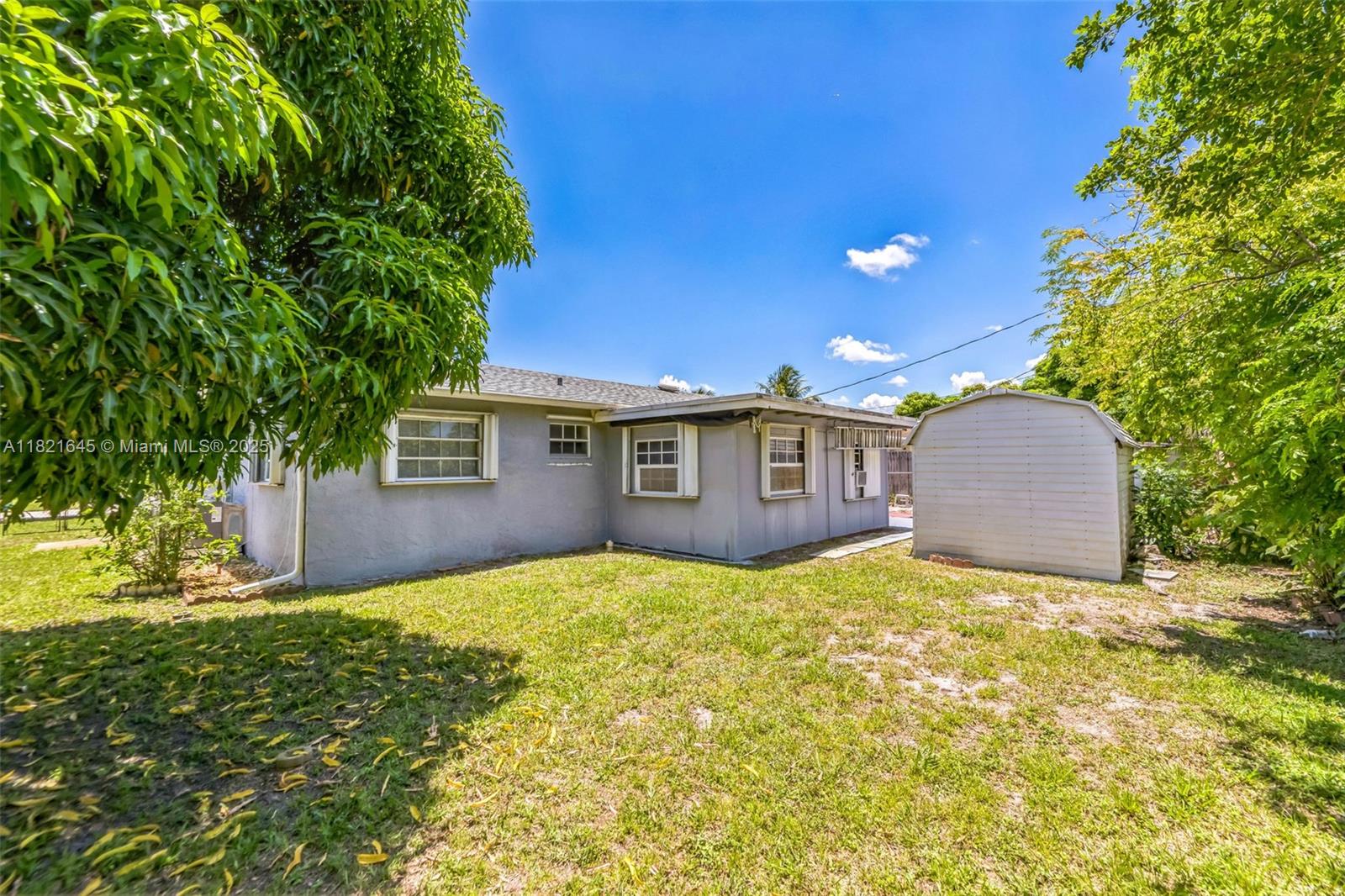 6701 NW 6th St, Margate, Florida image 3