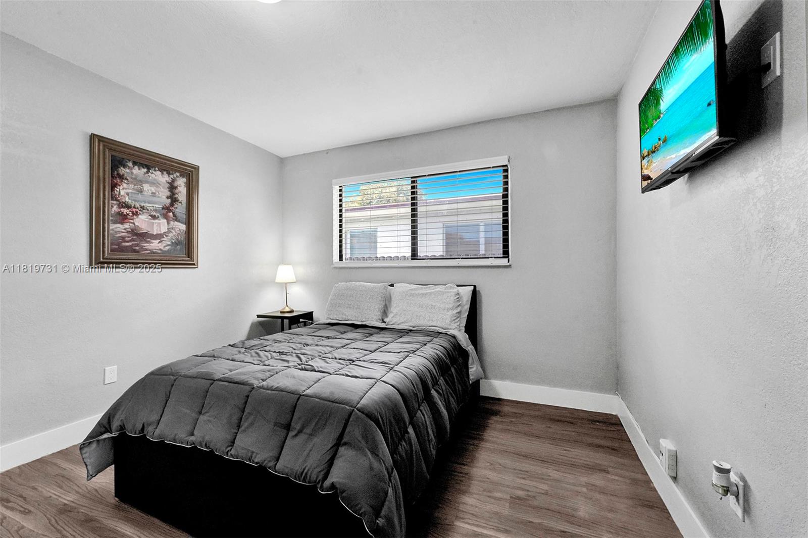 Property photo # 6