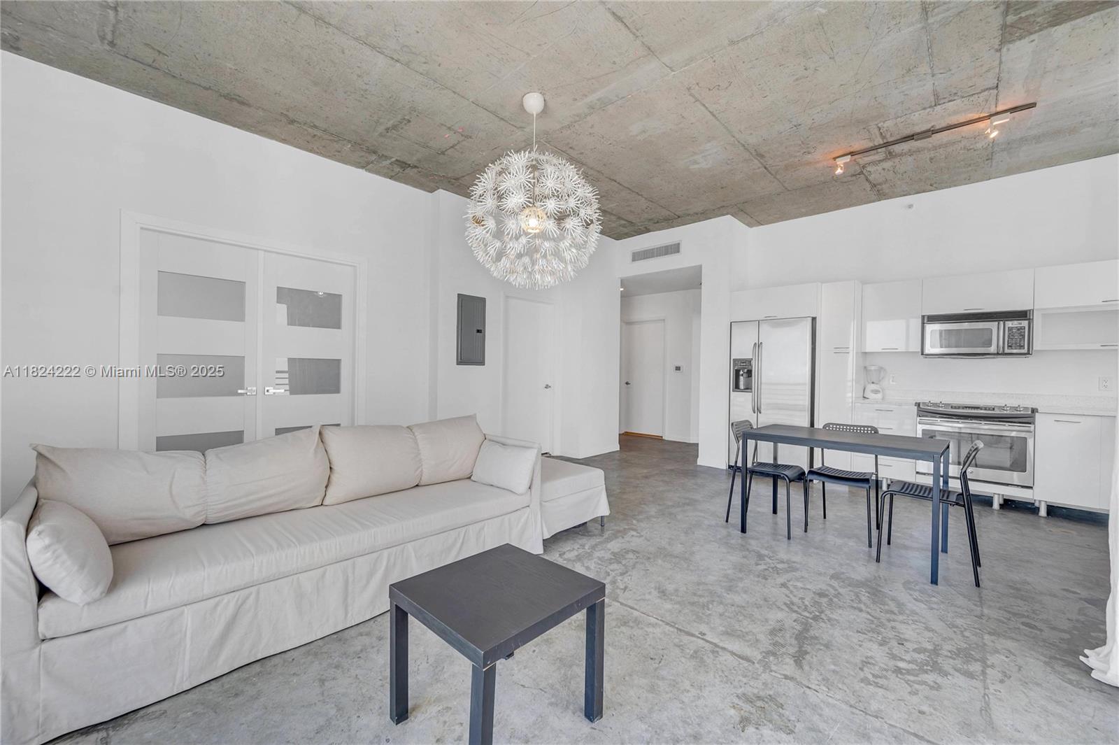 Property photo # 3