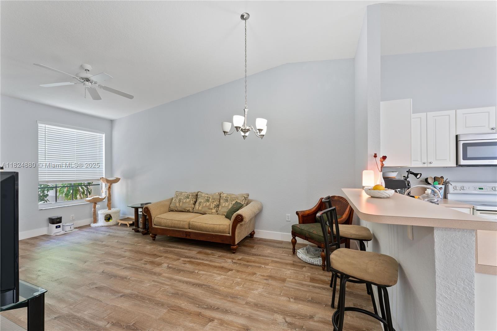 18739 SW 28th St, Miramar, Florida image 3