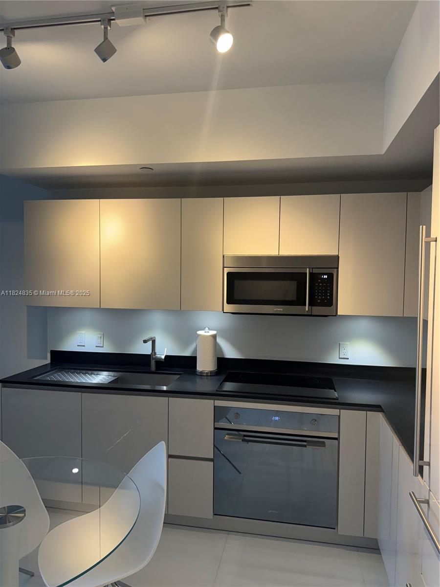 Property photo # 6