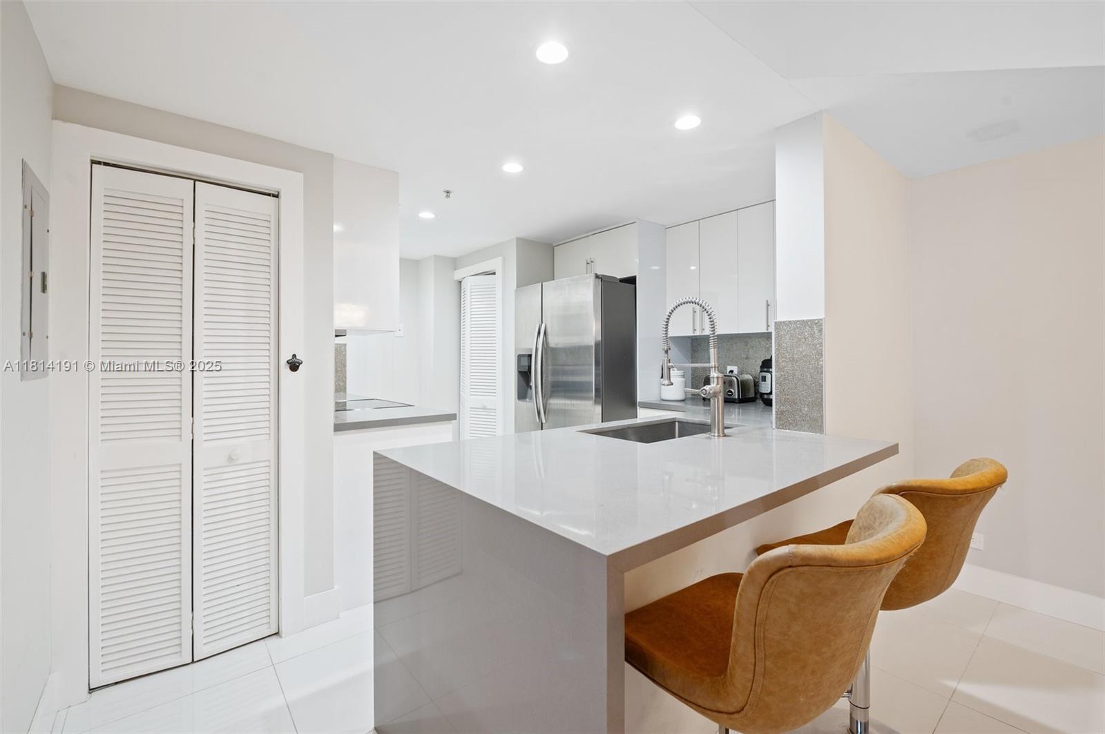701 Brickell Key Blvd #1605, Miami, Florida image 6