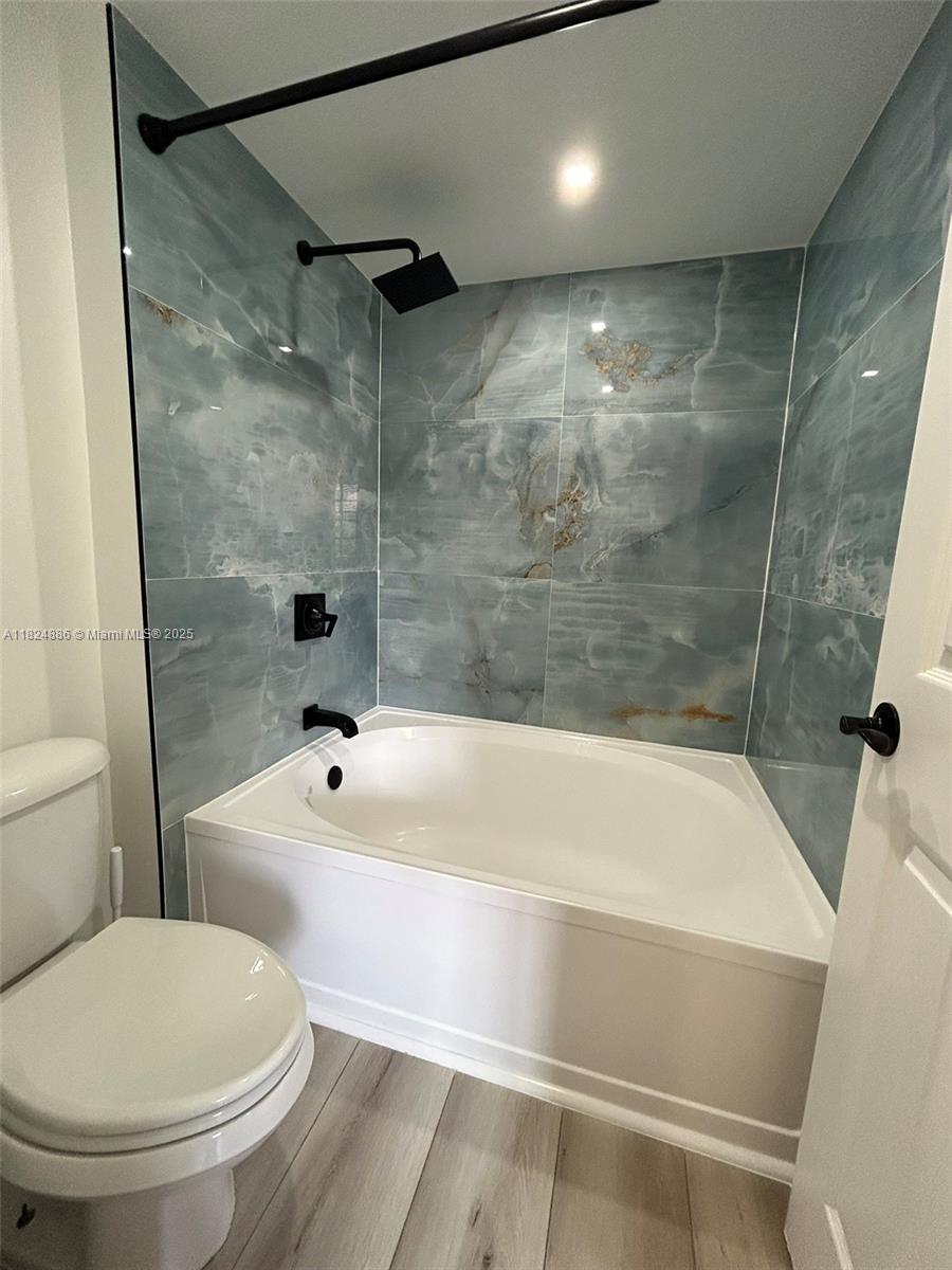 2921 NE 185th St #1205, Aventura, Florida image 9
