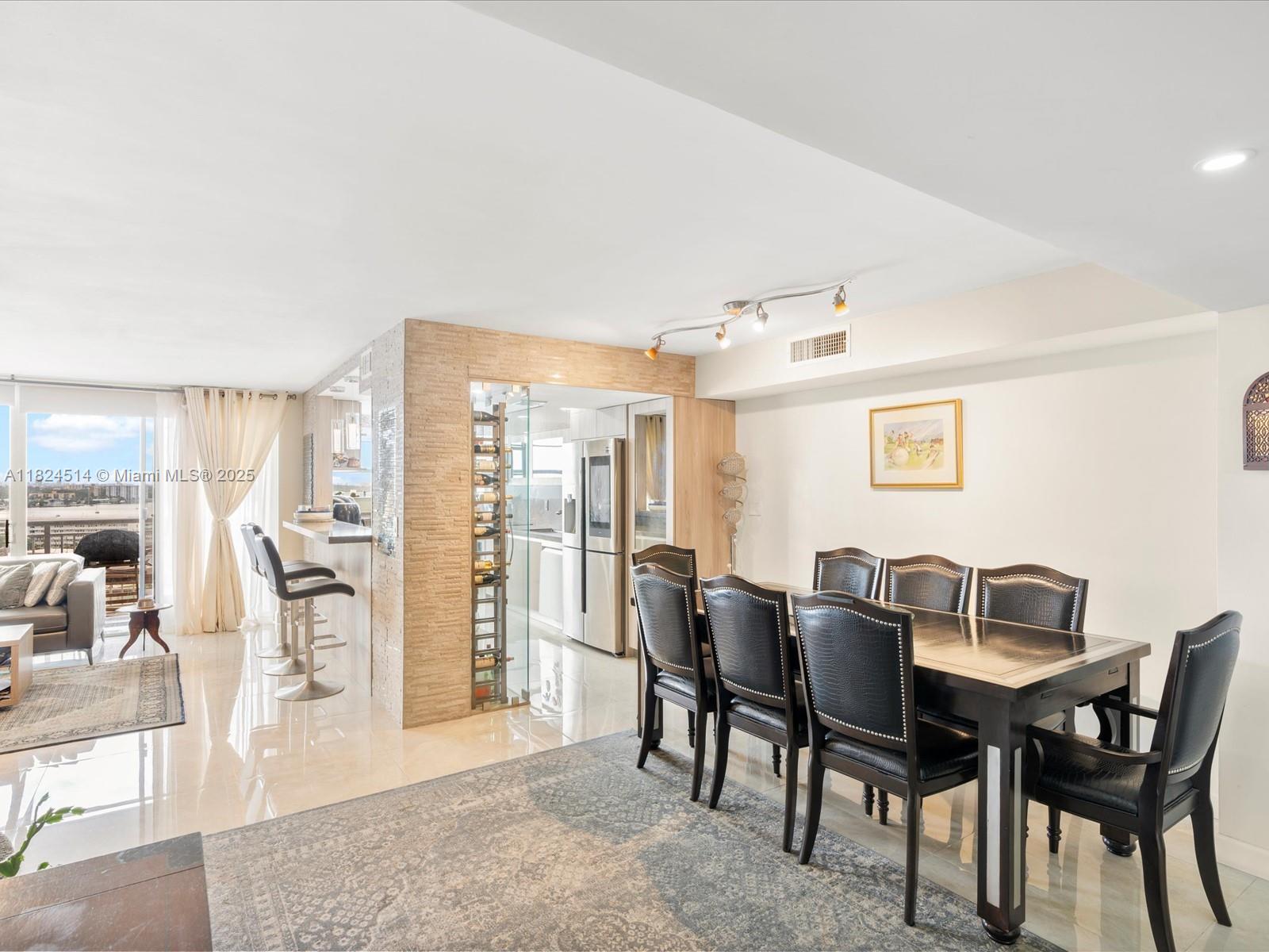 18071 Biscayne Blvd #1401, Aventura, Florida image 2