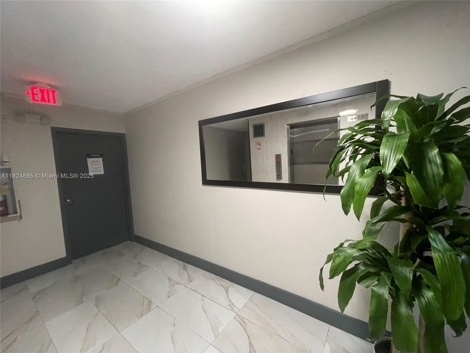 1250 NE 125th St #410C, North Miami, Florida image 6