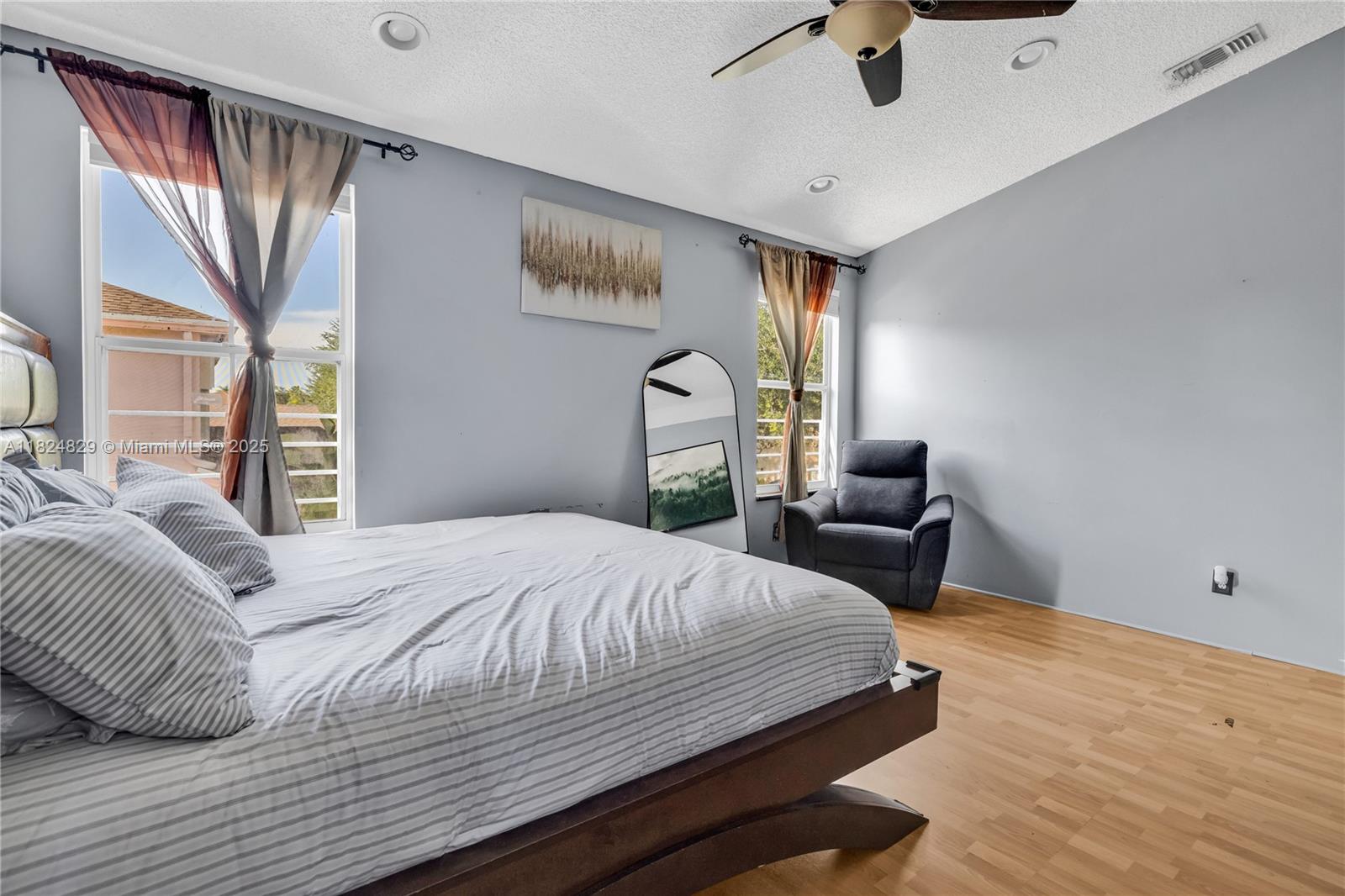 20709 NW 1st St, Pembroke Pines, Florida image 31