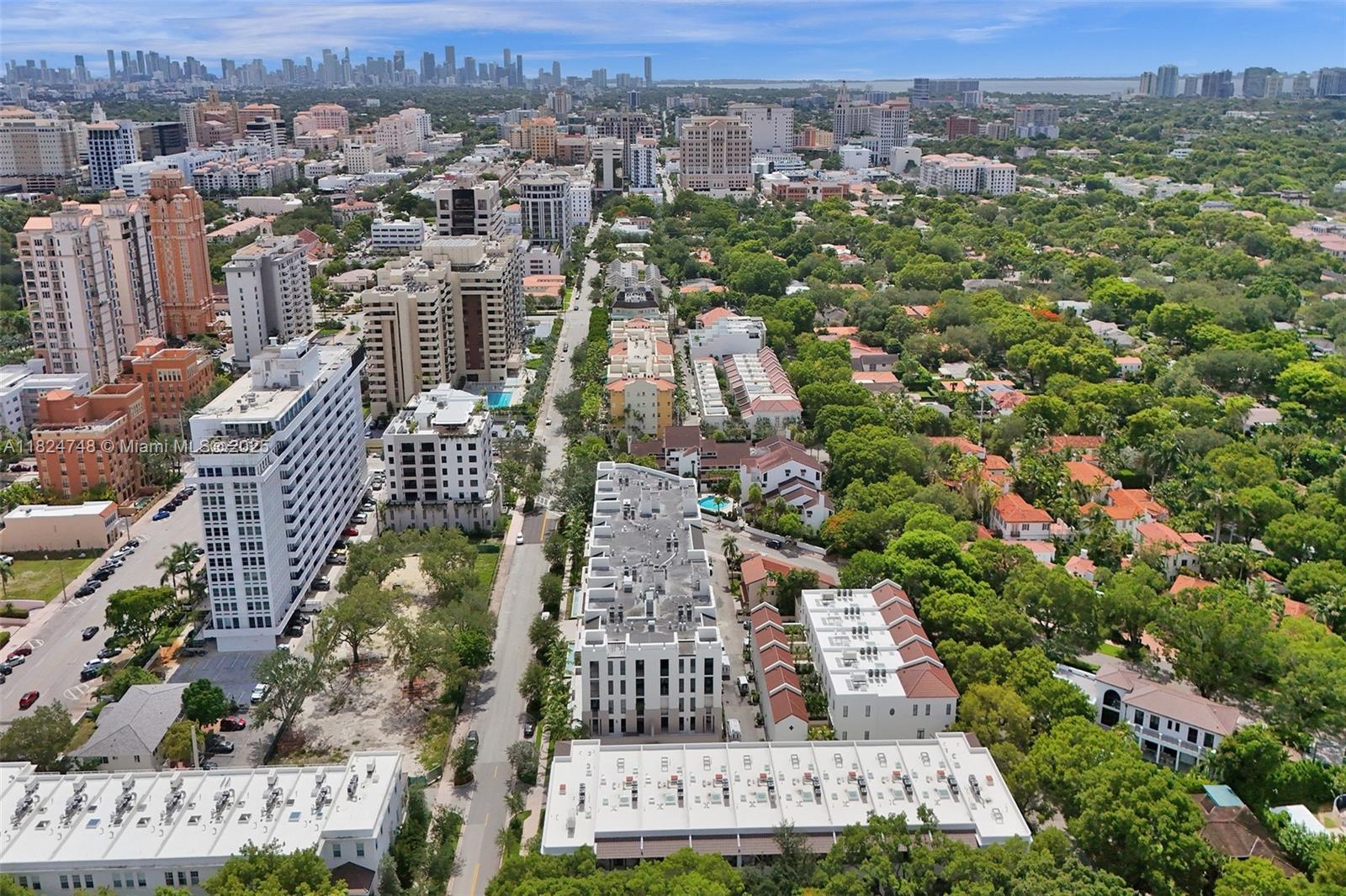 718 Valencia Ave #204, Coral Gables, Florida image 5