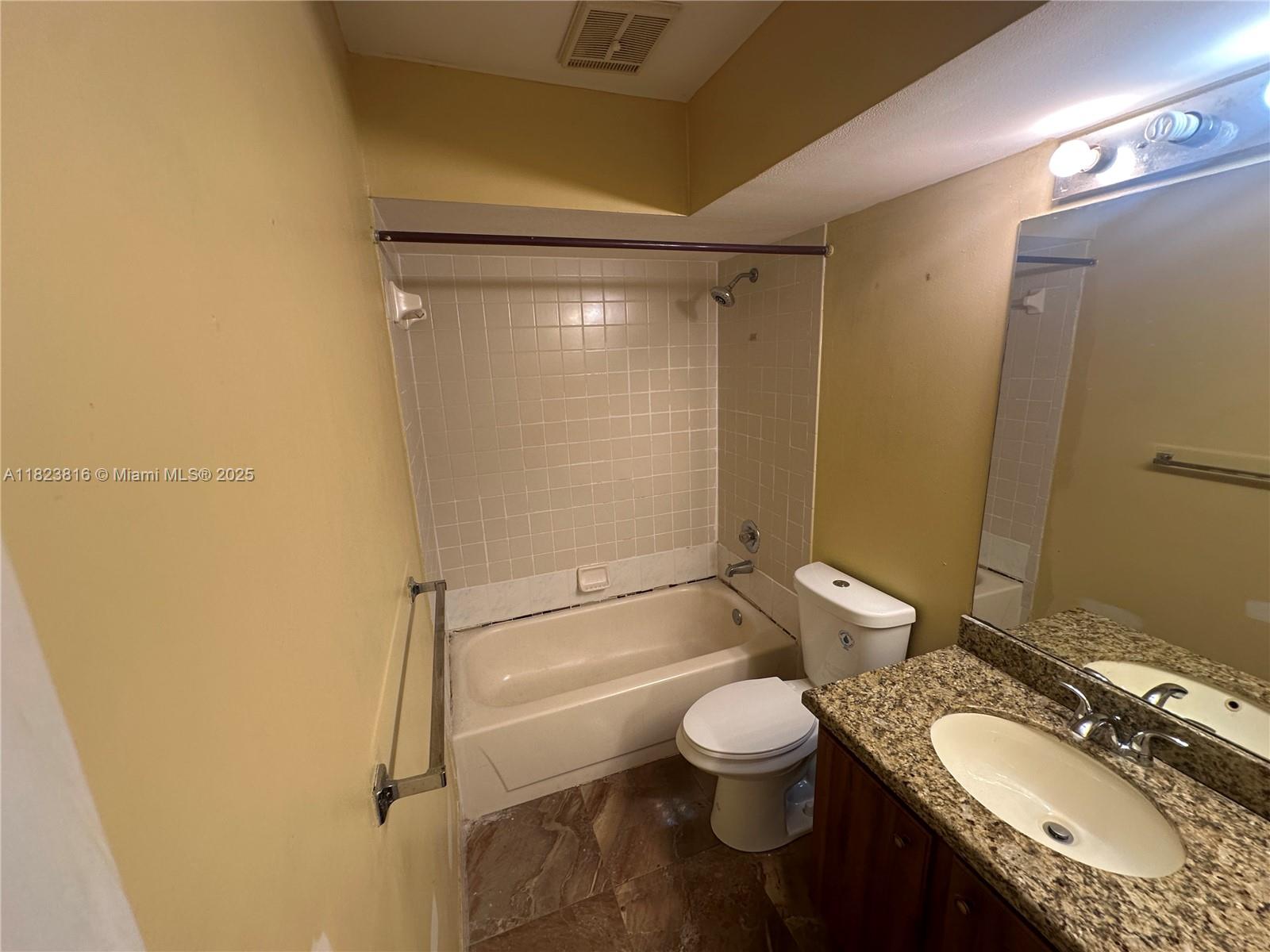718 Valencia Ave #204, Coral Gables, Florida image 35