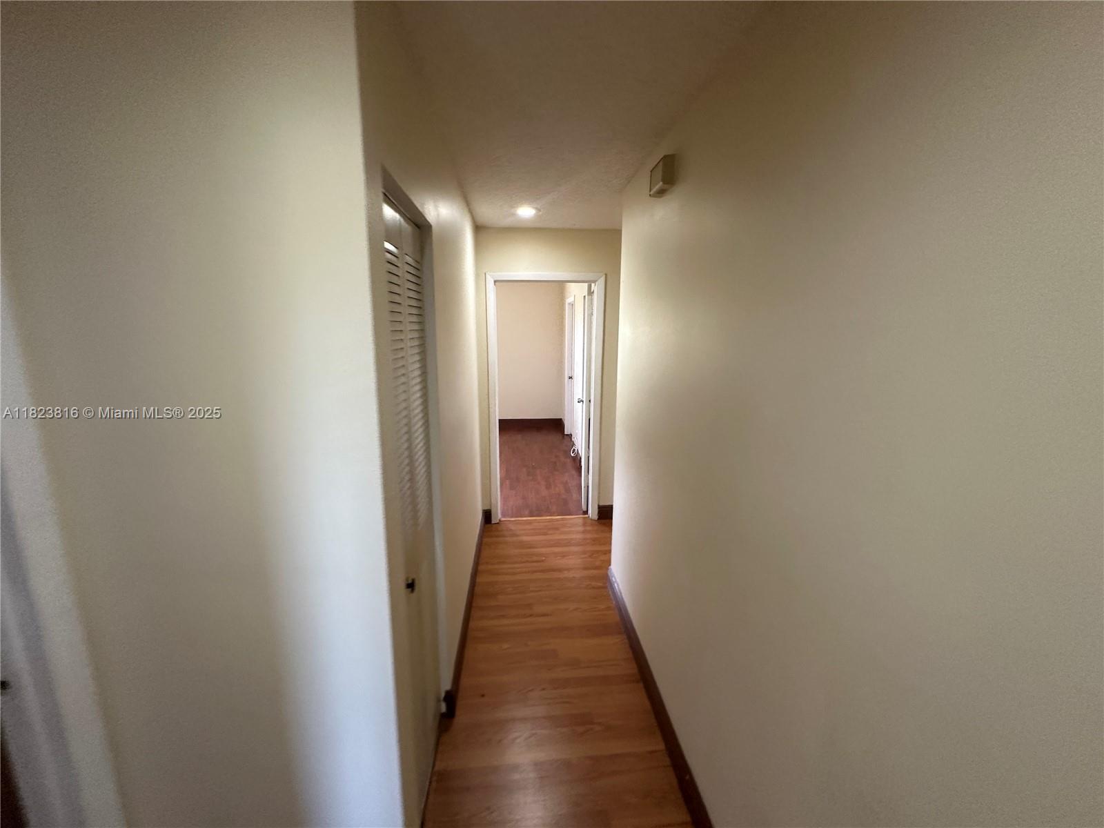 718 Valencia Ave #204, Coral Gables, Florida image 38