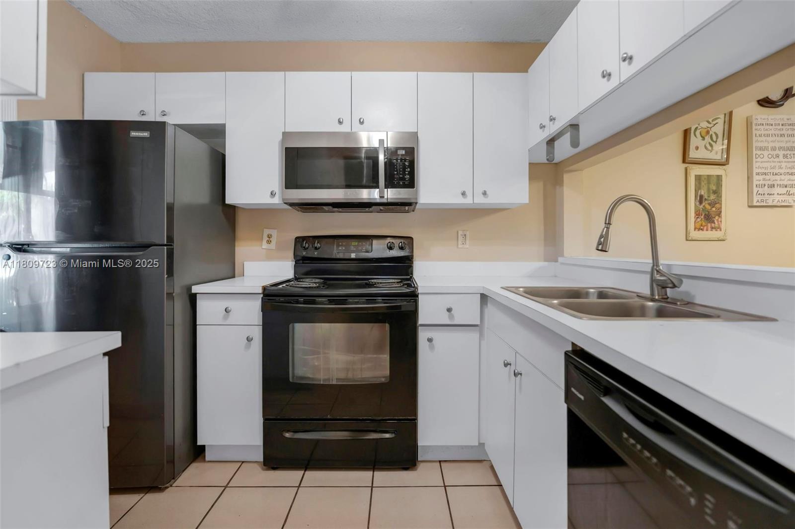 8317 Royal Palm Blvd #104, Coral Springs, Florida image 7