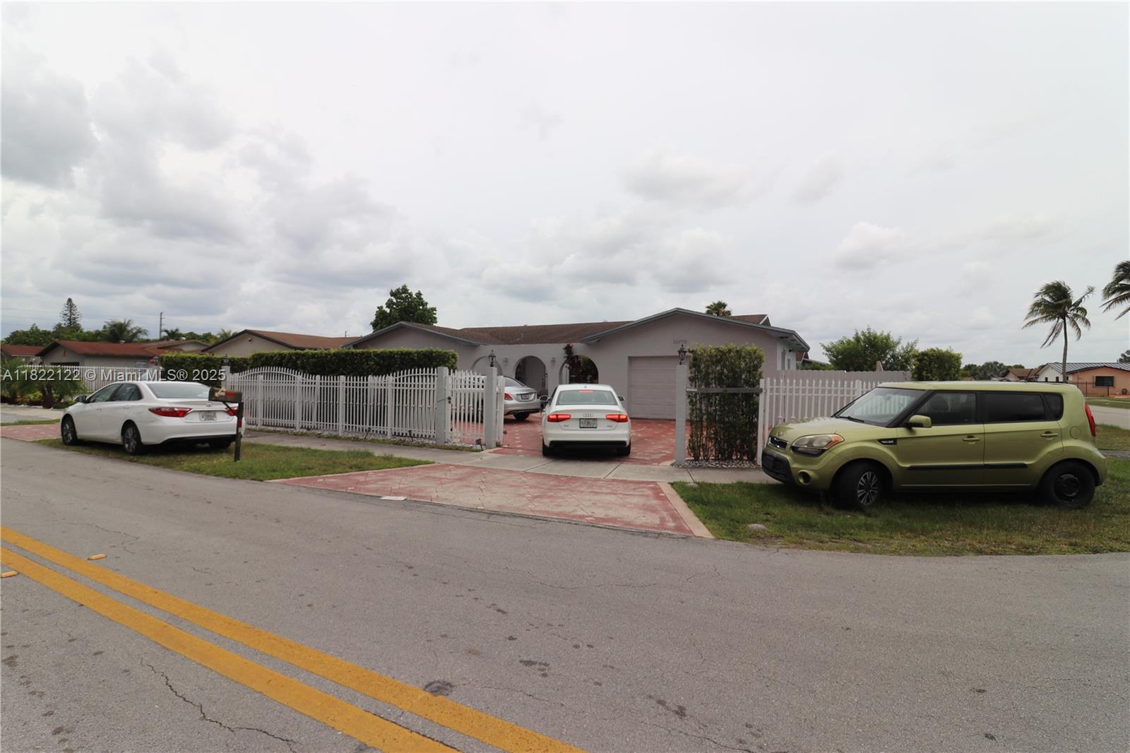 10770 SW 172nd St, Miami, Florida image 2
