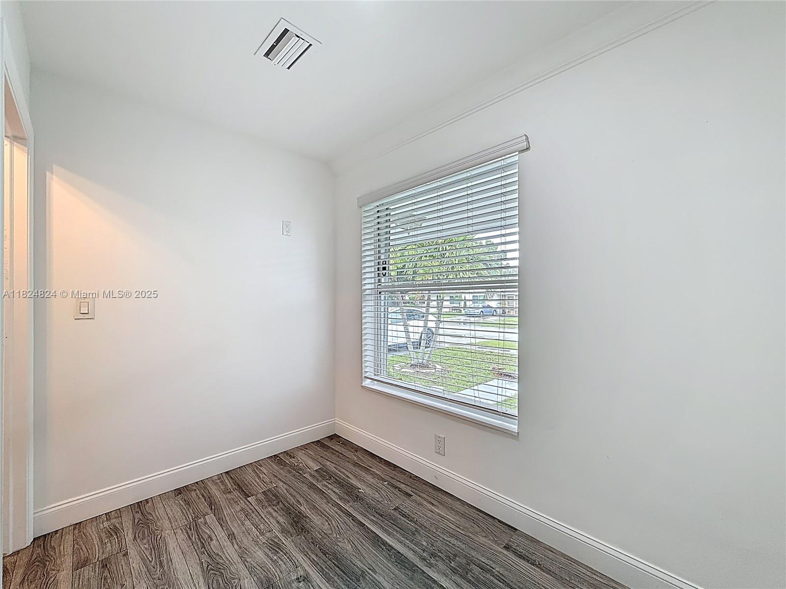 6464 Mcclellan St, Hollywood, Florida image 15
