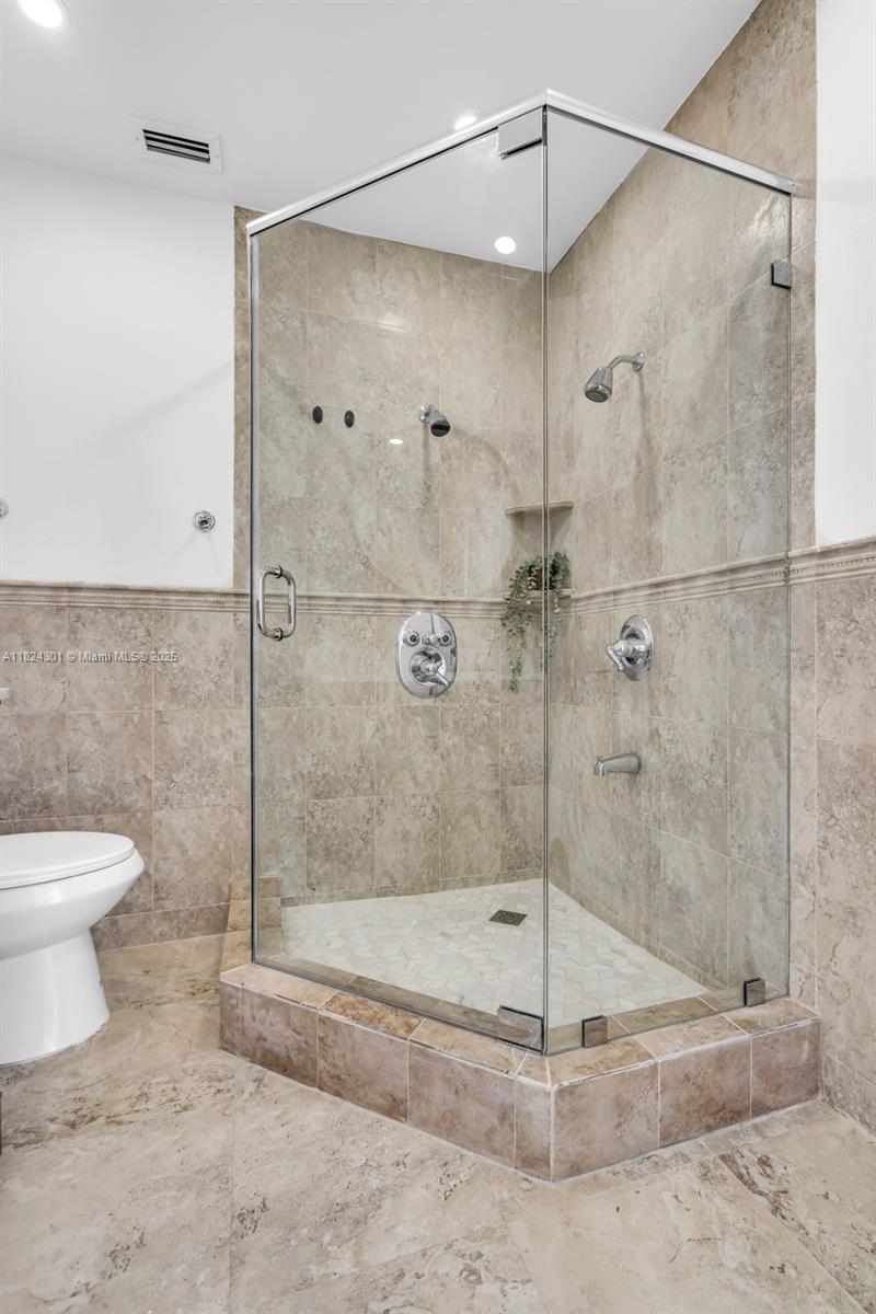 4660 W 8th Pl, Hialeah, Florida image 25