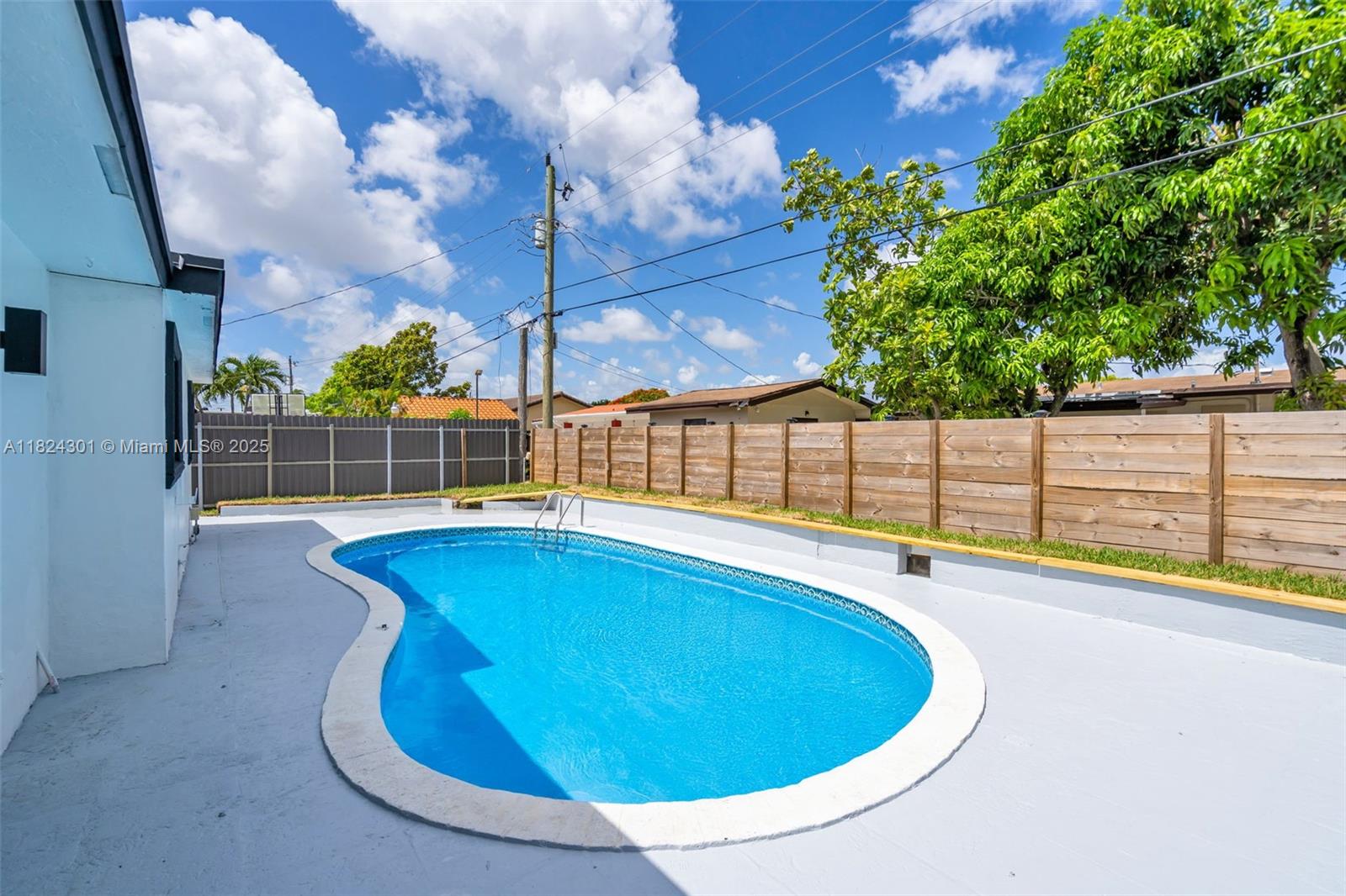 4660 W 8th Pl, Hialeah, Florida image 34