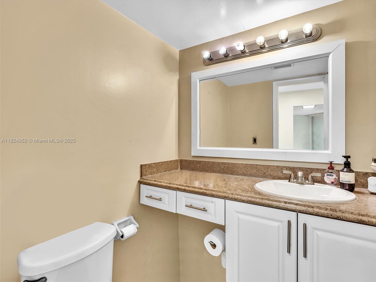 3100 N Pine Island Rd #301, Sunrise, Florida image 27