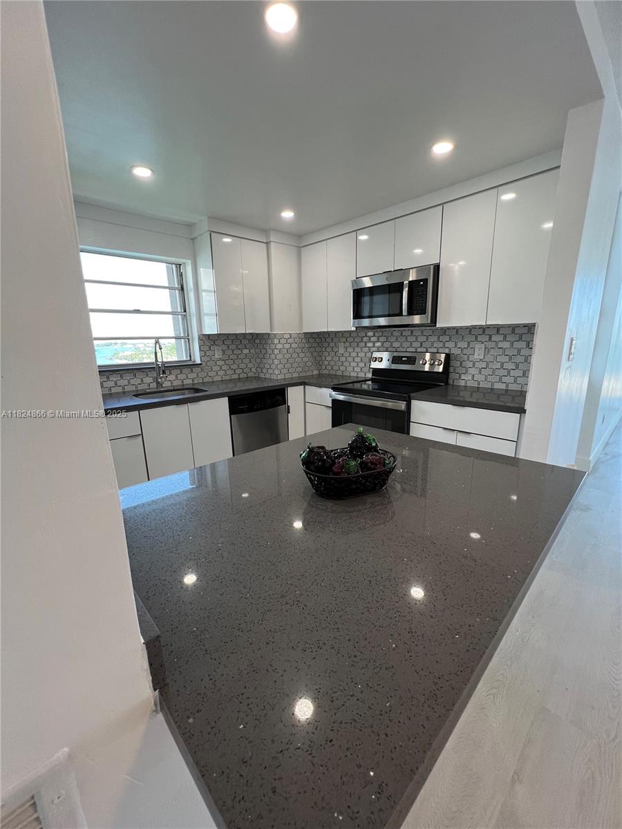 Property photo # 8