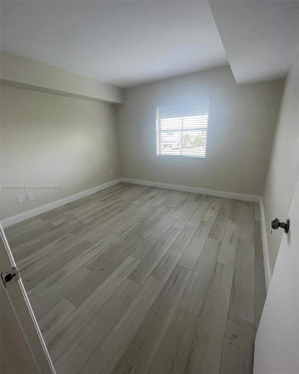8260 SW 210th St #320, Cutler Bay, Florida image 9