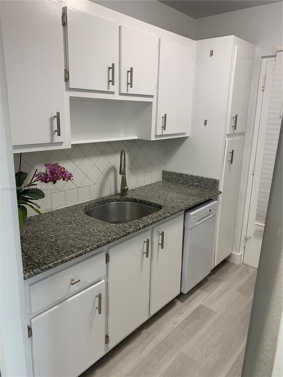 2555 NE 11th St #509, Fort Lauderdale, Florida image 16