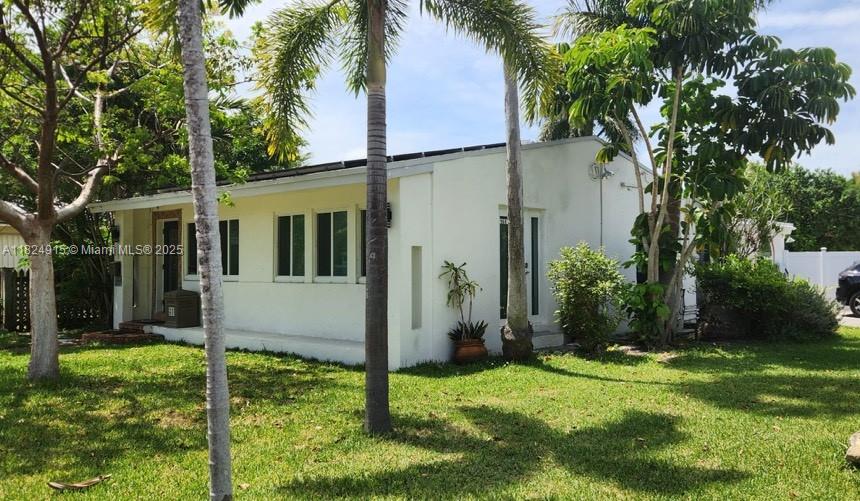 1607 Moffett St, Hollywood, Florida 33020