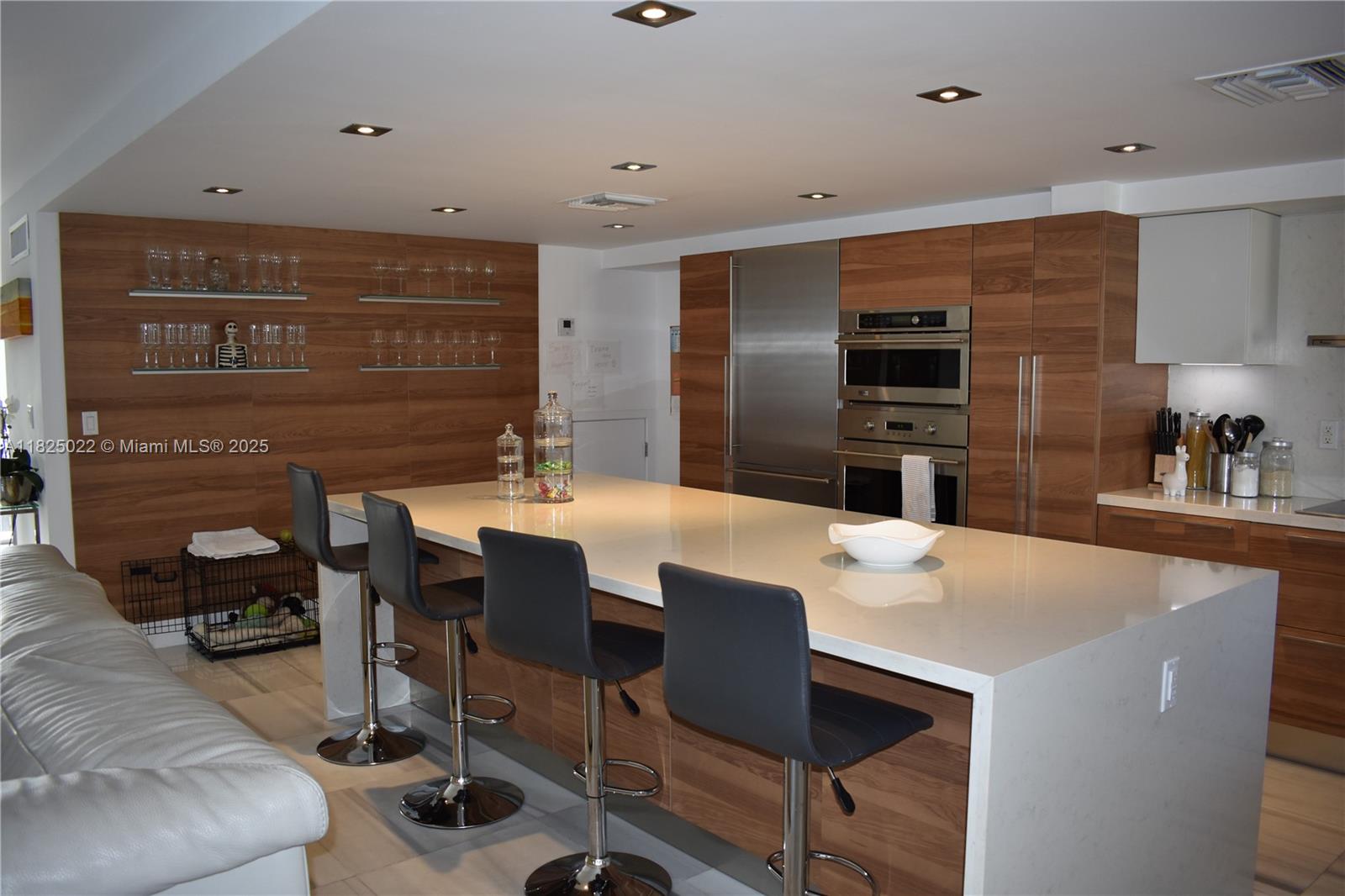 Property photo # 8