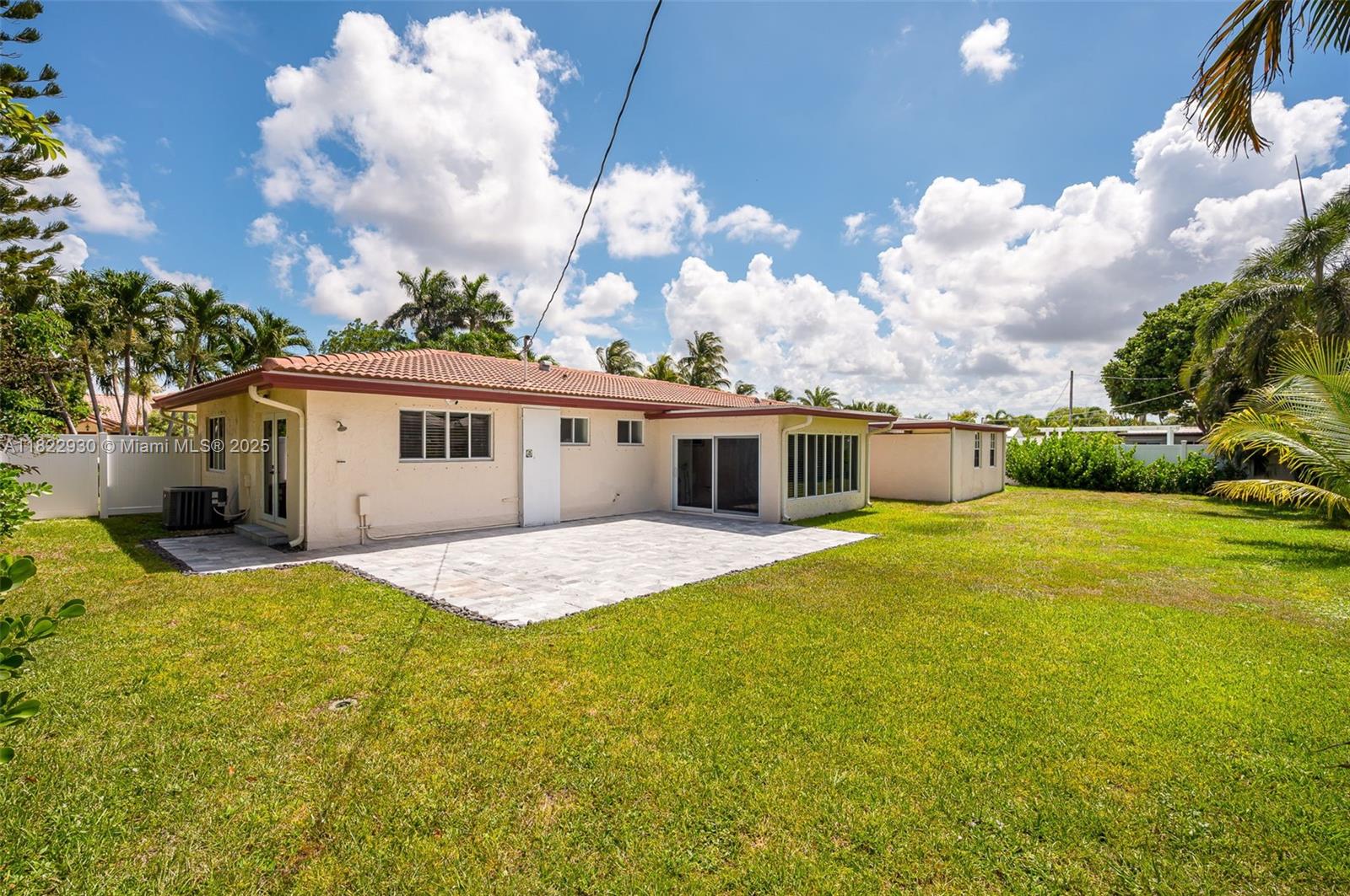 435 NE 36th St, Boca Raton, Florida image 27