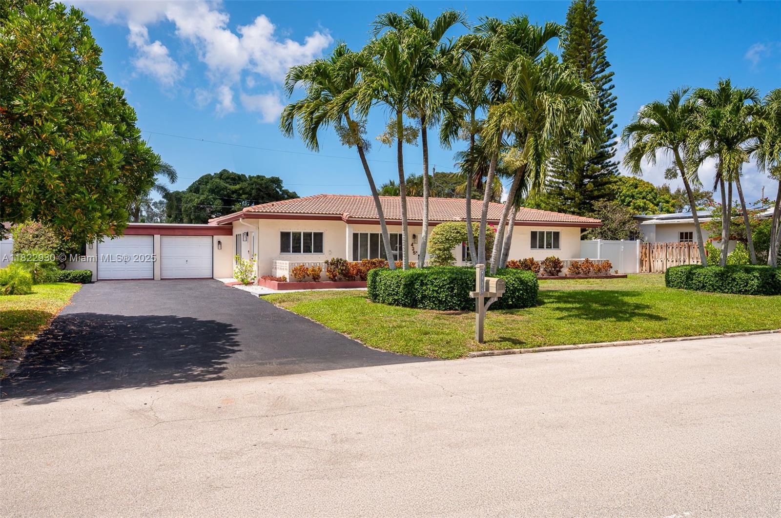 435 NE 36th St, Boca Raton, Florida image 4