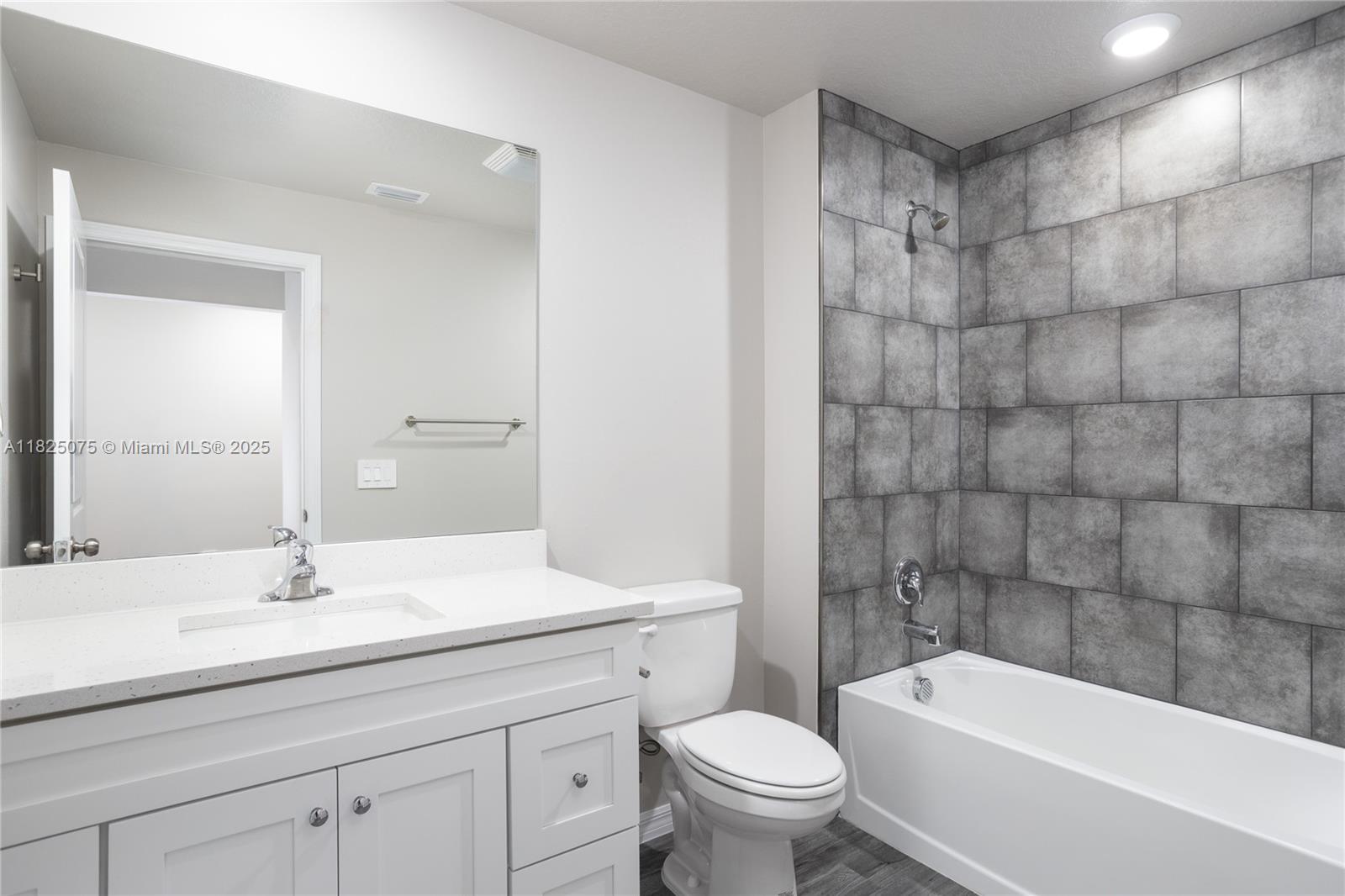901 Brickell Street Se, Palm Bay, Florida image 16
