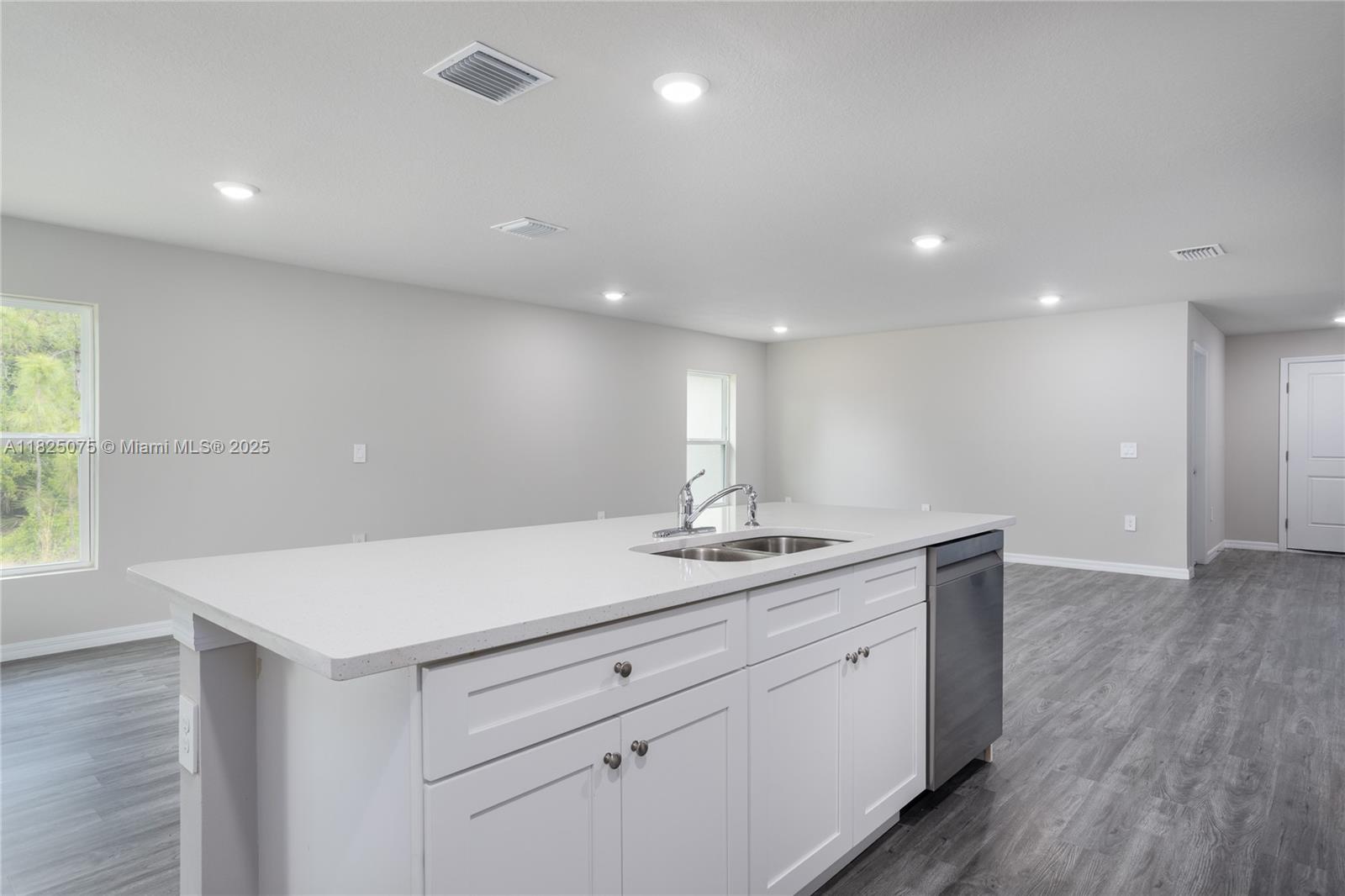 901 Brickell Street Se, Palm Bay, Florida image 9