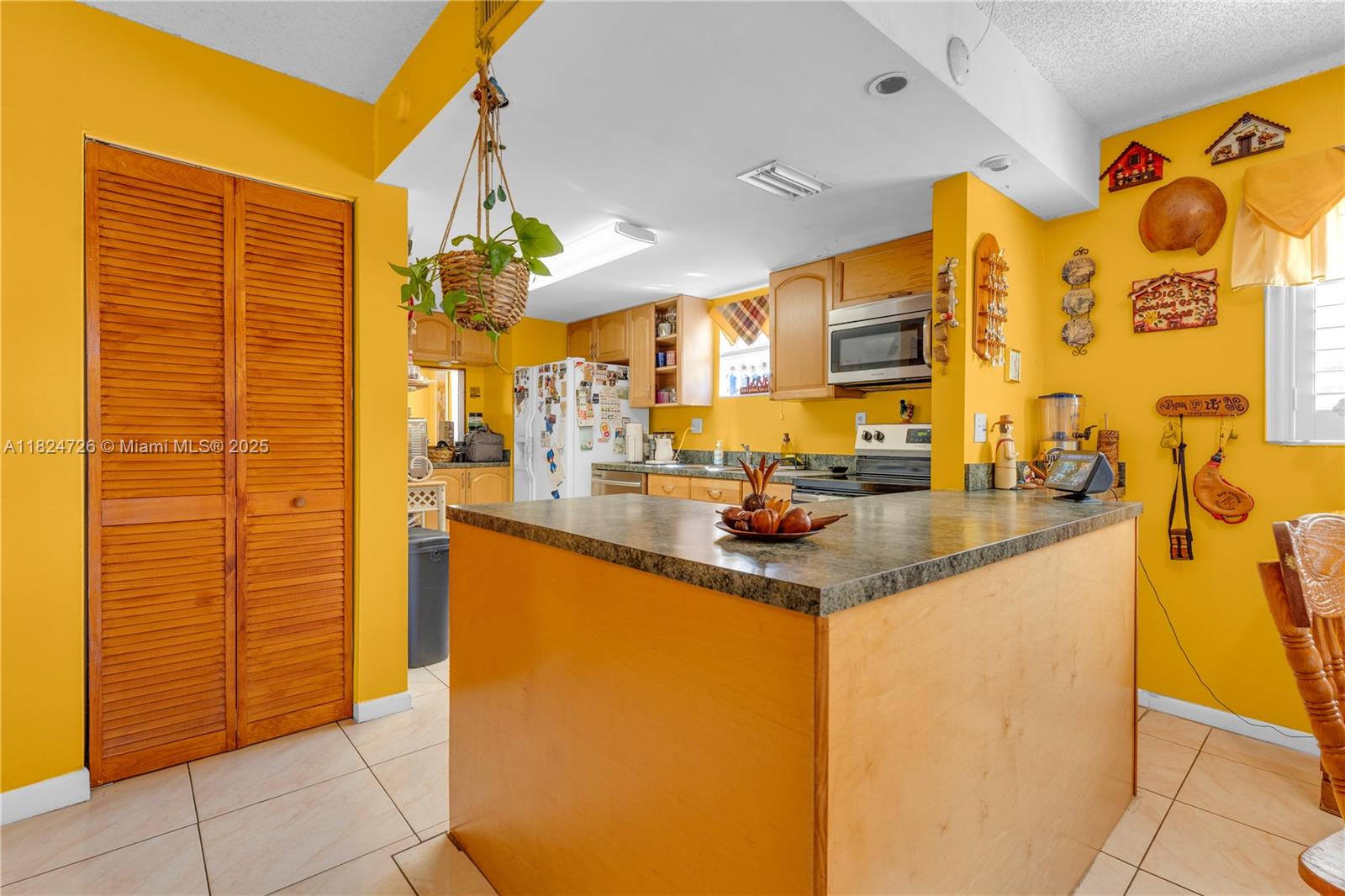 Property photo # 7