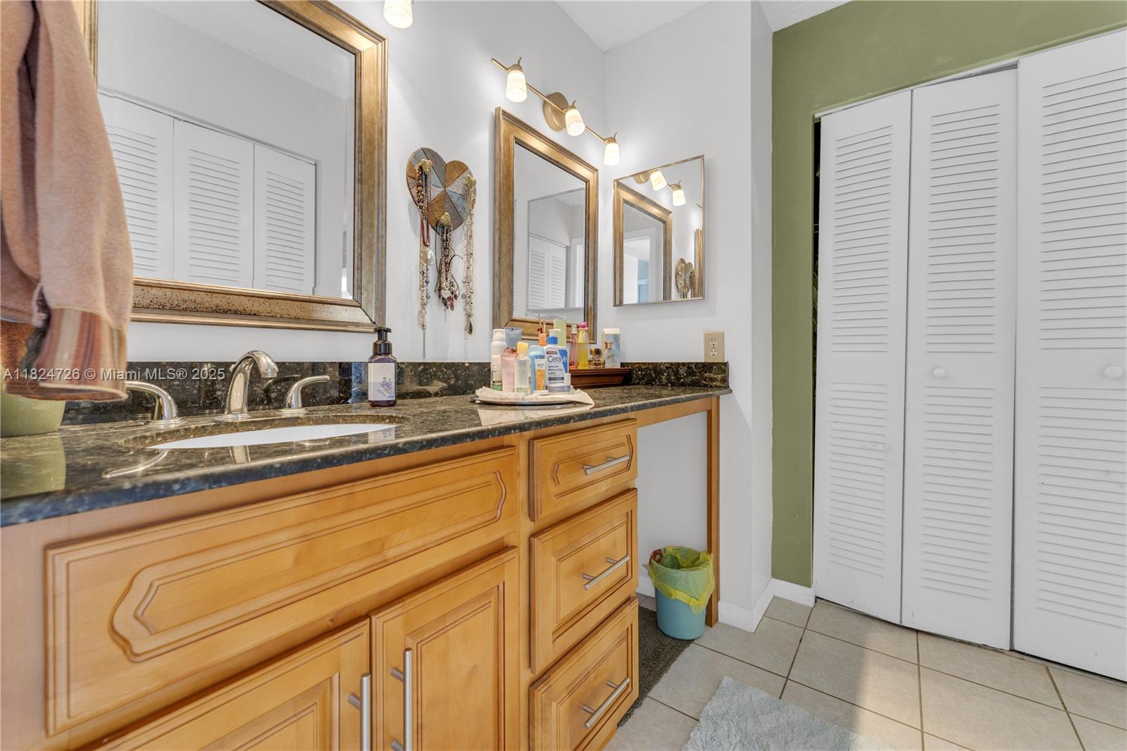 Property photo # 4