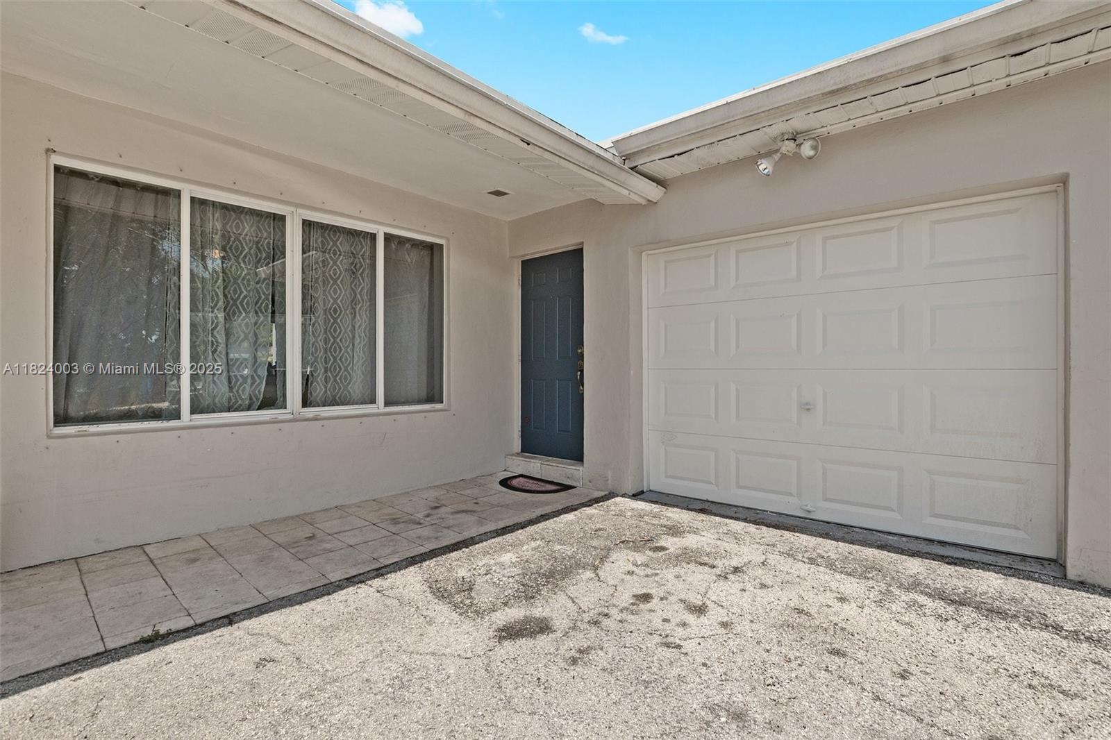 3813 S Lake Ter, Miramar, Florida image 3