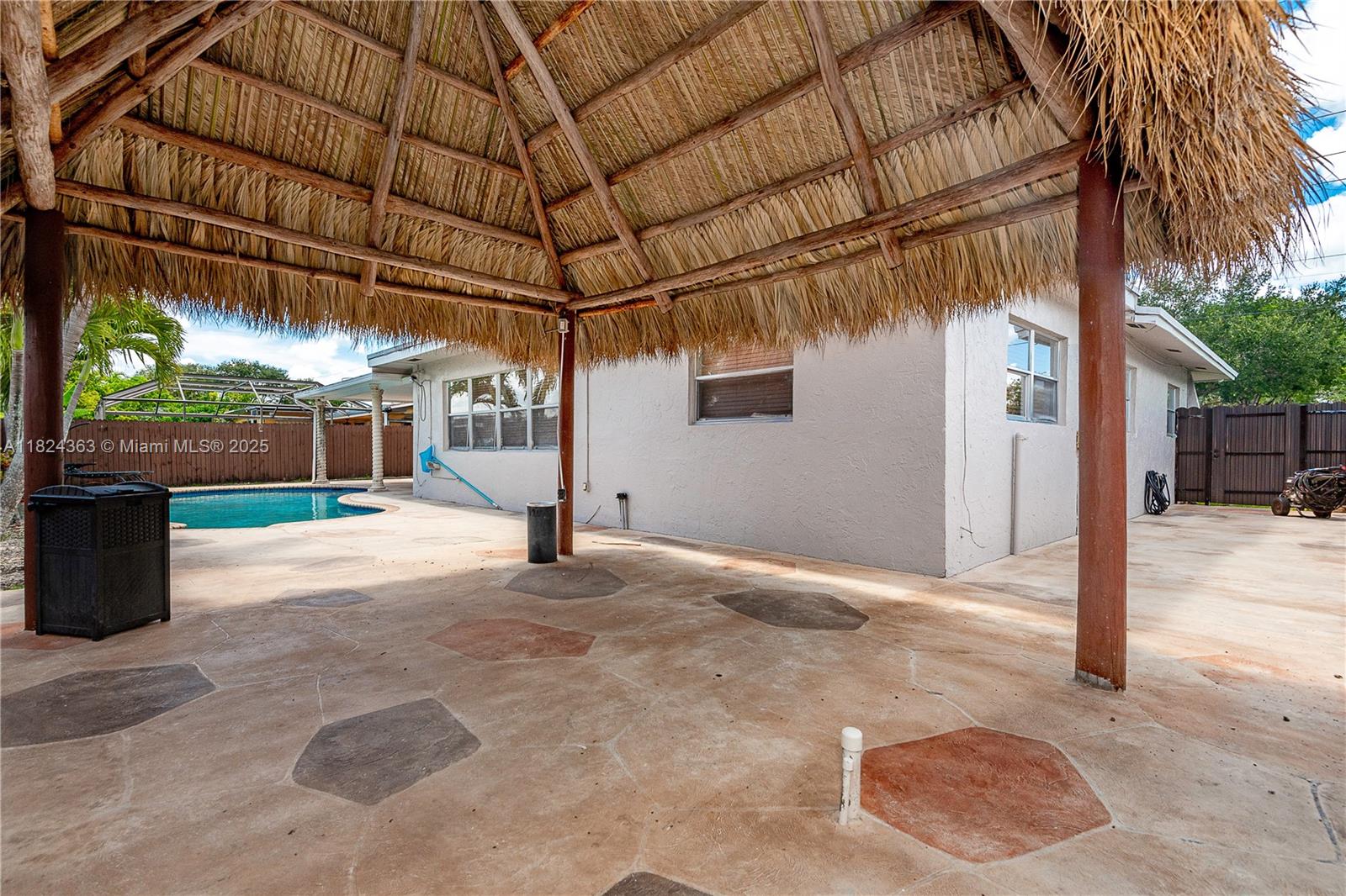 11700 Sheridan St, Pembroke Pines, Florida image 2