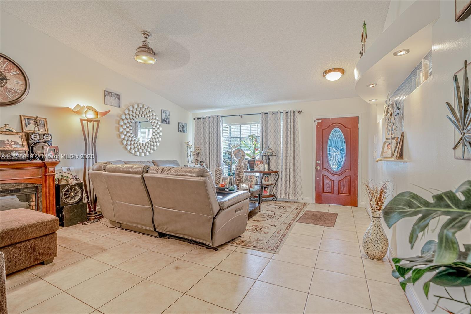 2357 NW 92nd Ave, Coral Springs, Florida image 6