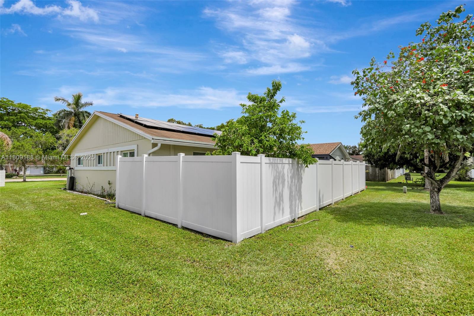 453 Lakewood Cir #A, Margate, Florida image 29