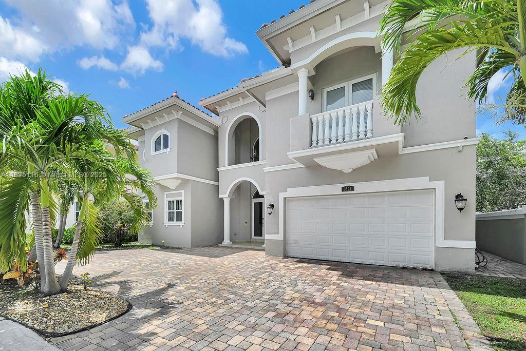 3521 Forest View Cir, Dania Beach, Florida image 8