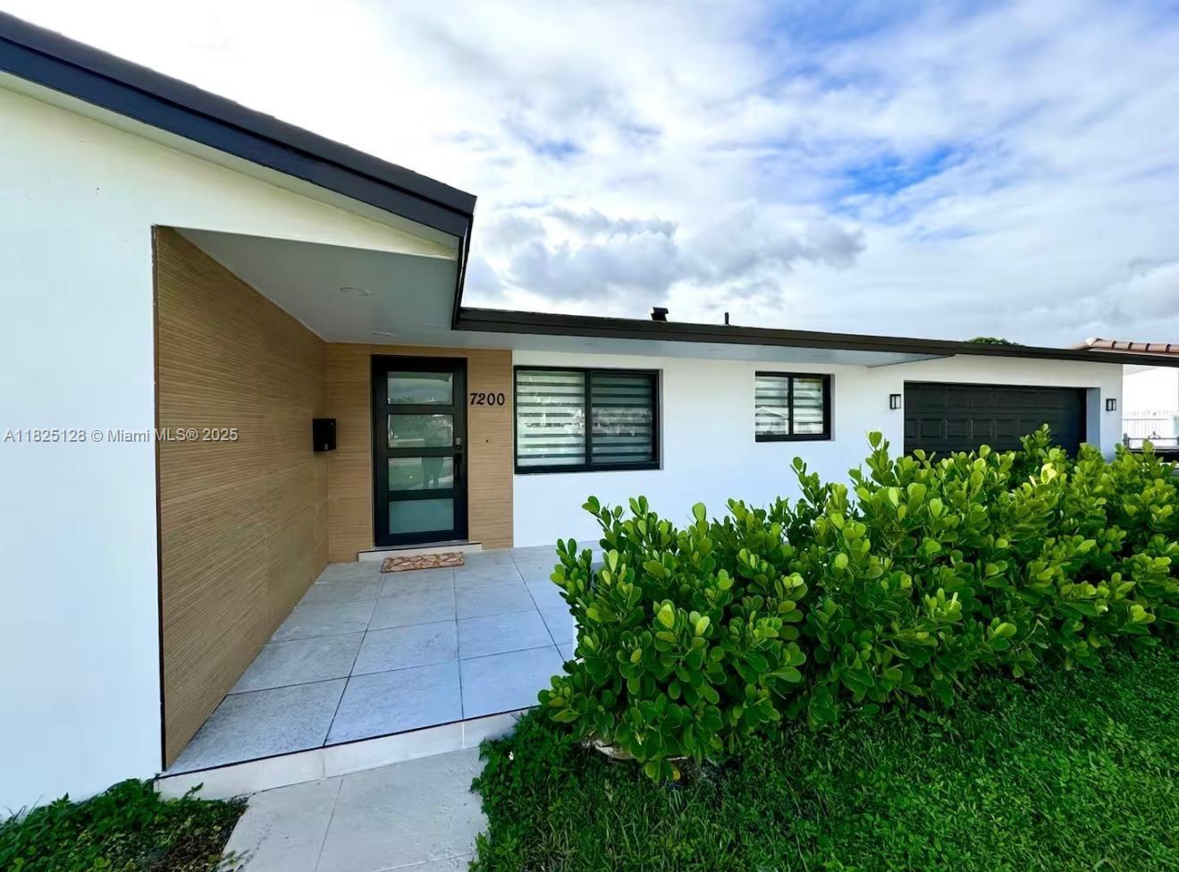 7200 W 12th Ave, Hialeah, Florida image 1