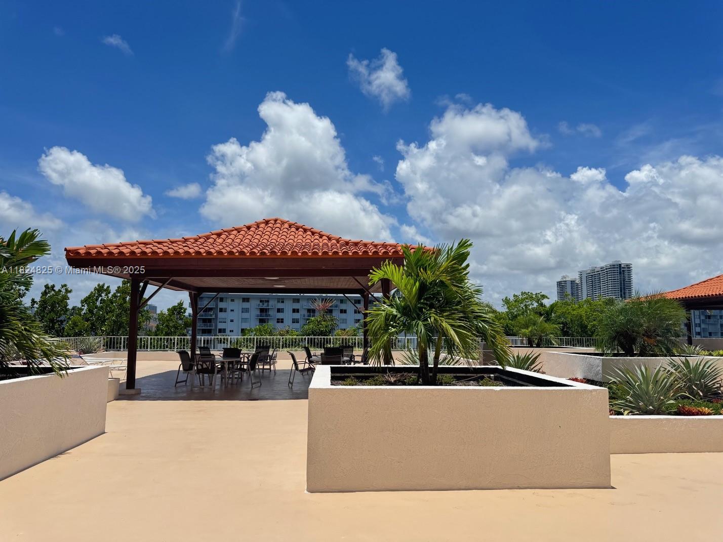 290 174th St #316, Sunny Isles Beach, Florida image 31