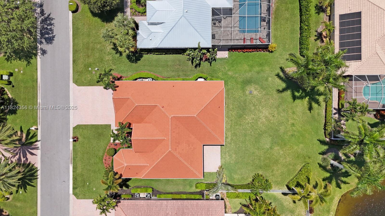819 SW Bromelia Ter, Stuart, Florida image 31