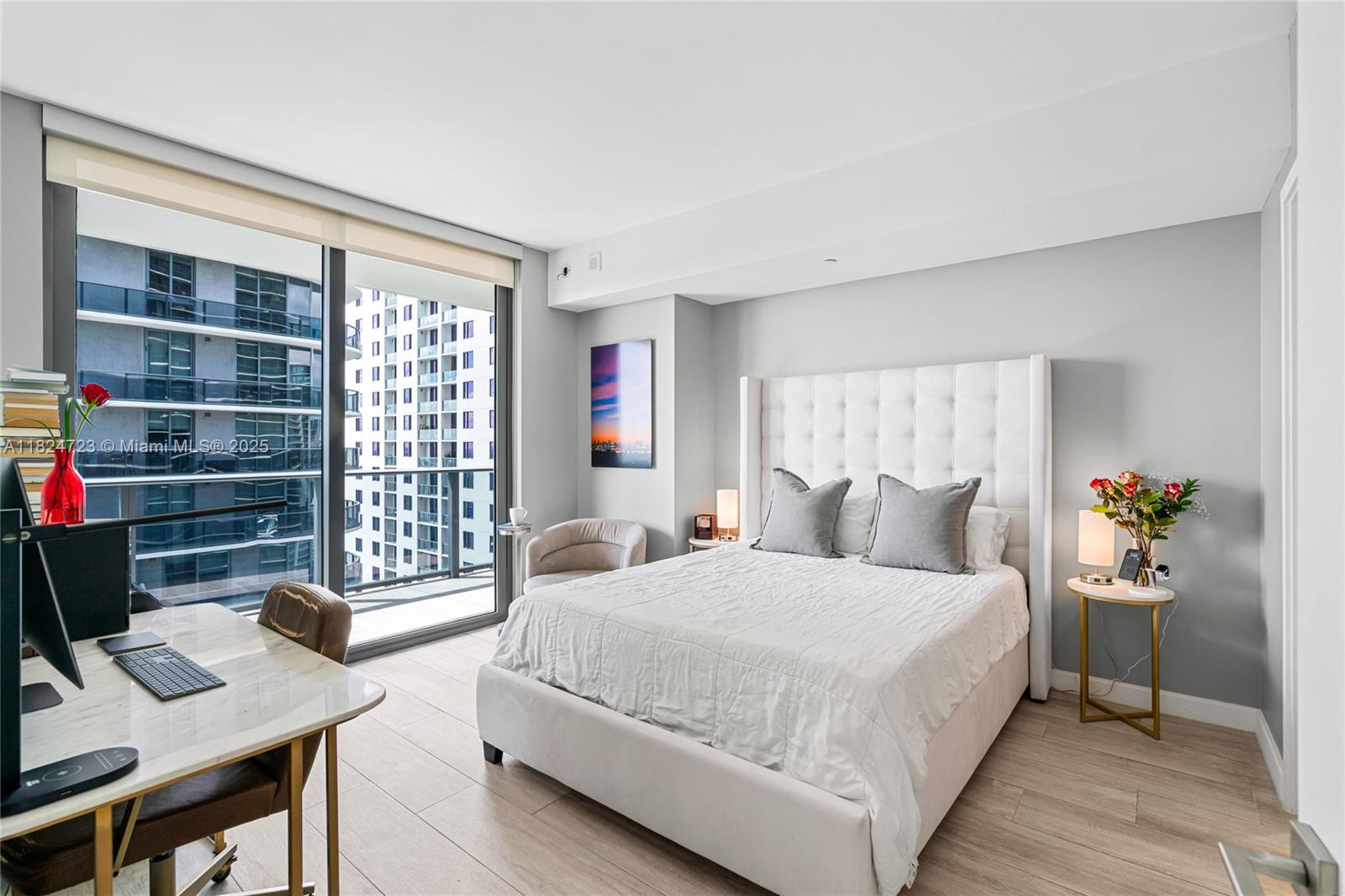 45 SW 9th St #4007, Miami, Florida image 17
