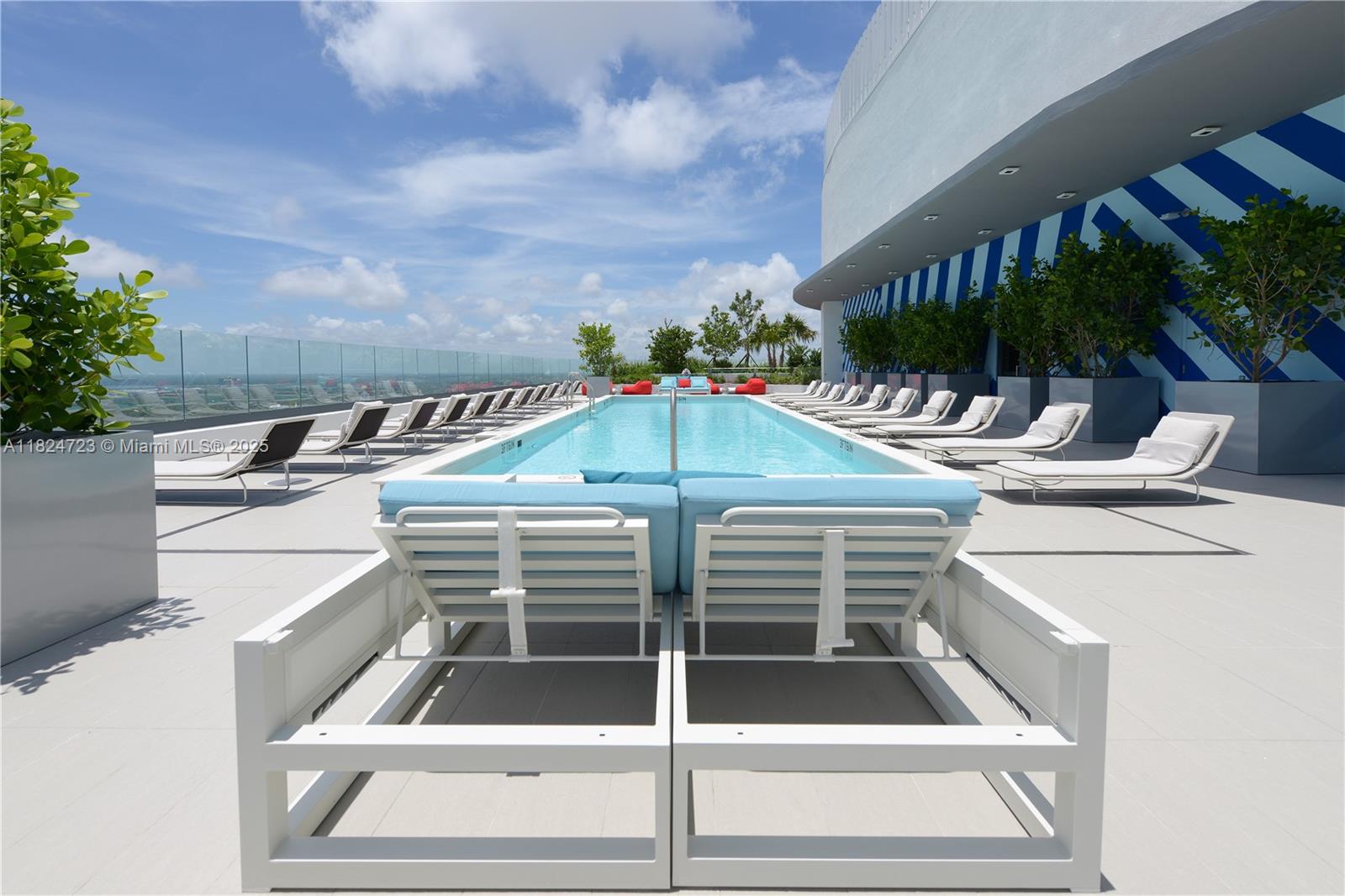 45 SW 9th St #4007, Miami, Florida image 30