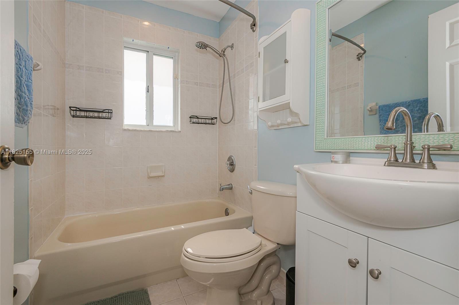 16859 Crestview Ln, Weston, Florida image 23