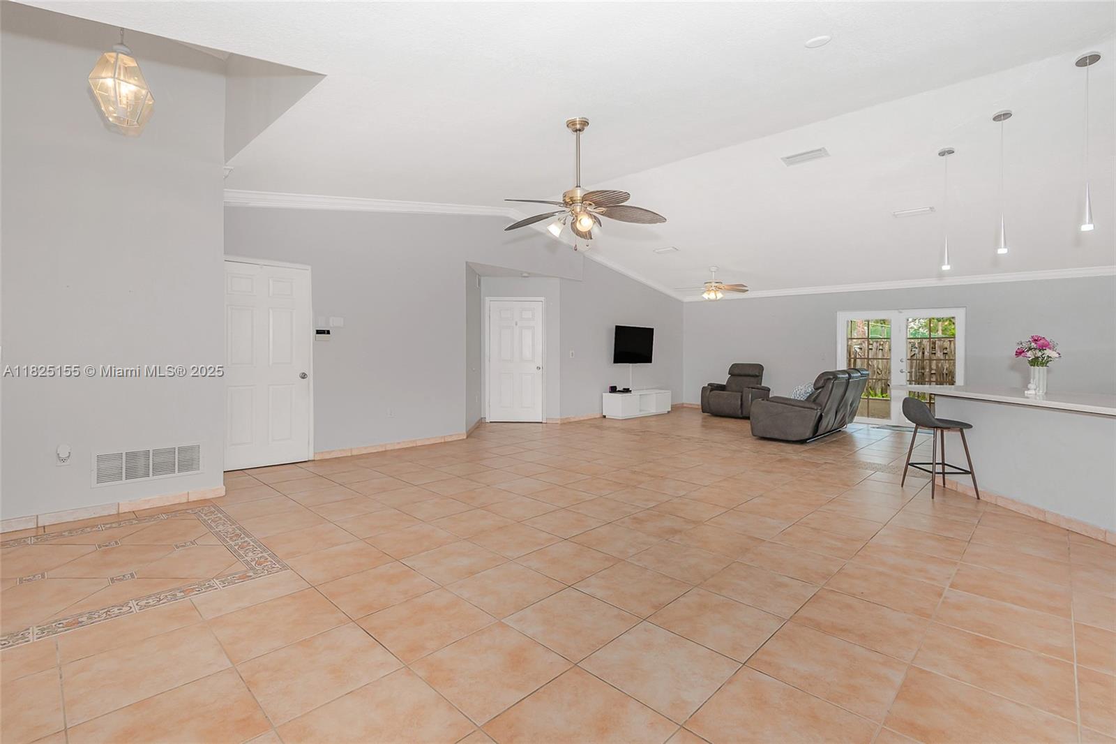 16859 Crestview Ln, Weston, Florida image 7