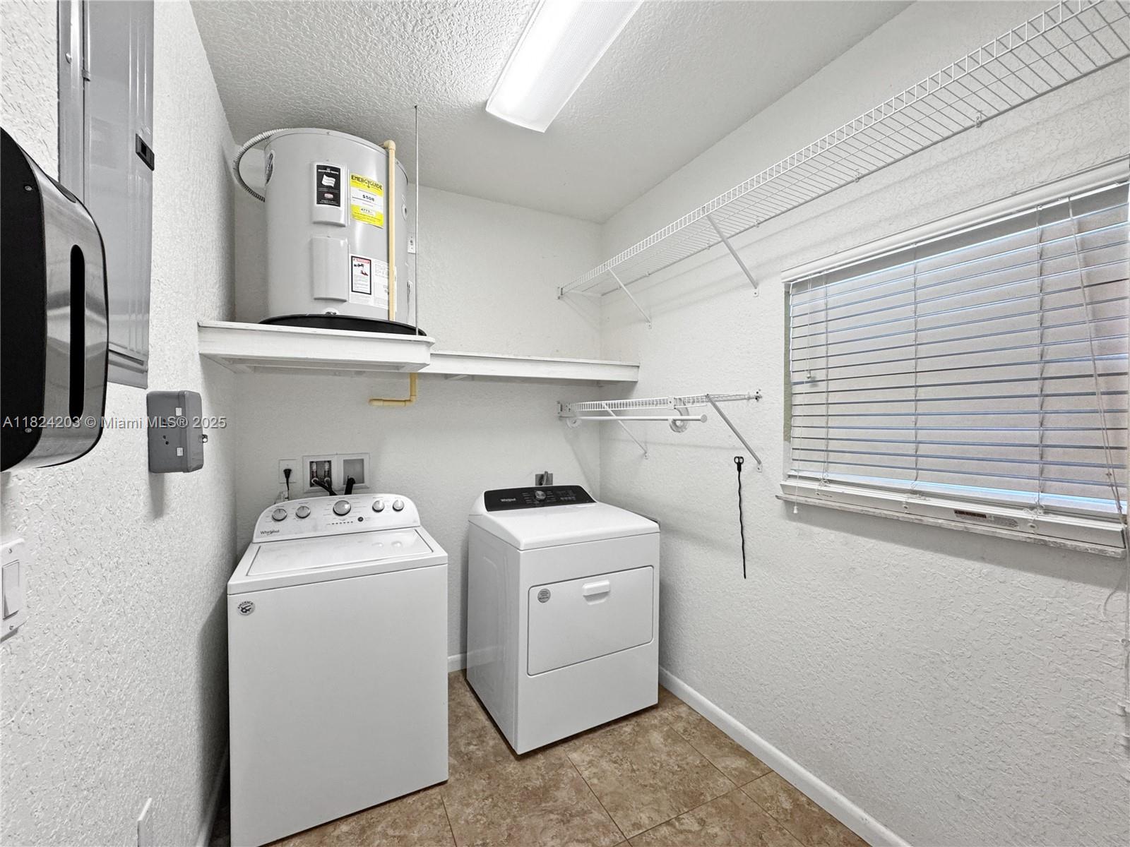 243 SW 5th St, Dania Beach, Florida image 18