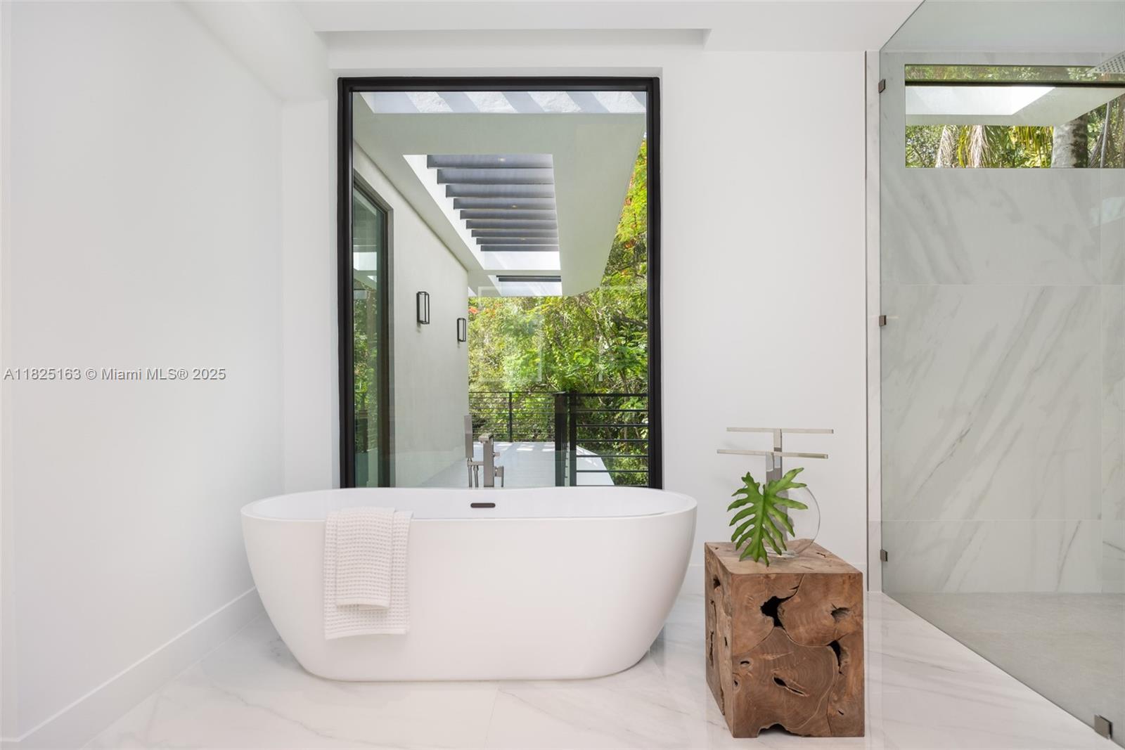 3670 Avocado Ave, Miami, Florida image 14