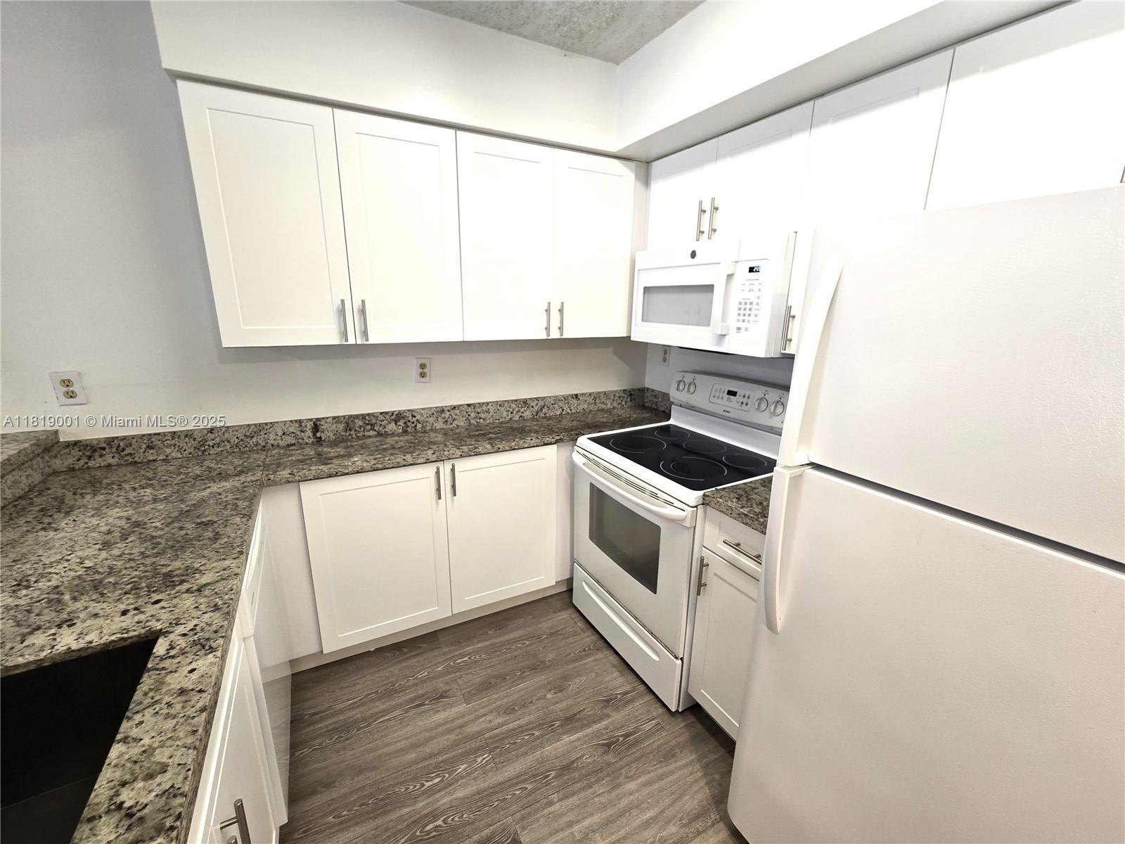 Property photo # 6